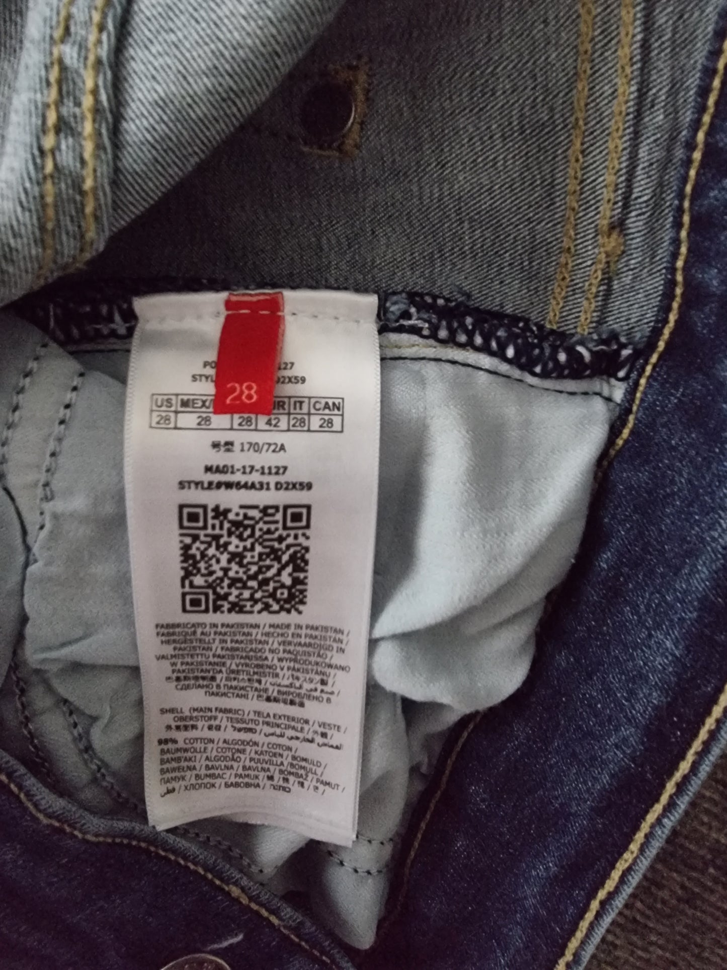 Guess Los Angeles Low Rise Studded Denim Stretch Jeans UK 10 US 6 EU 38 IT 42 Timeless Fashions