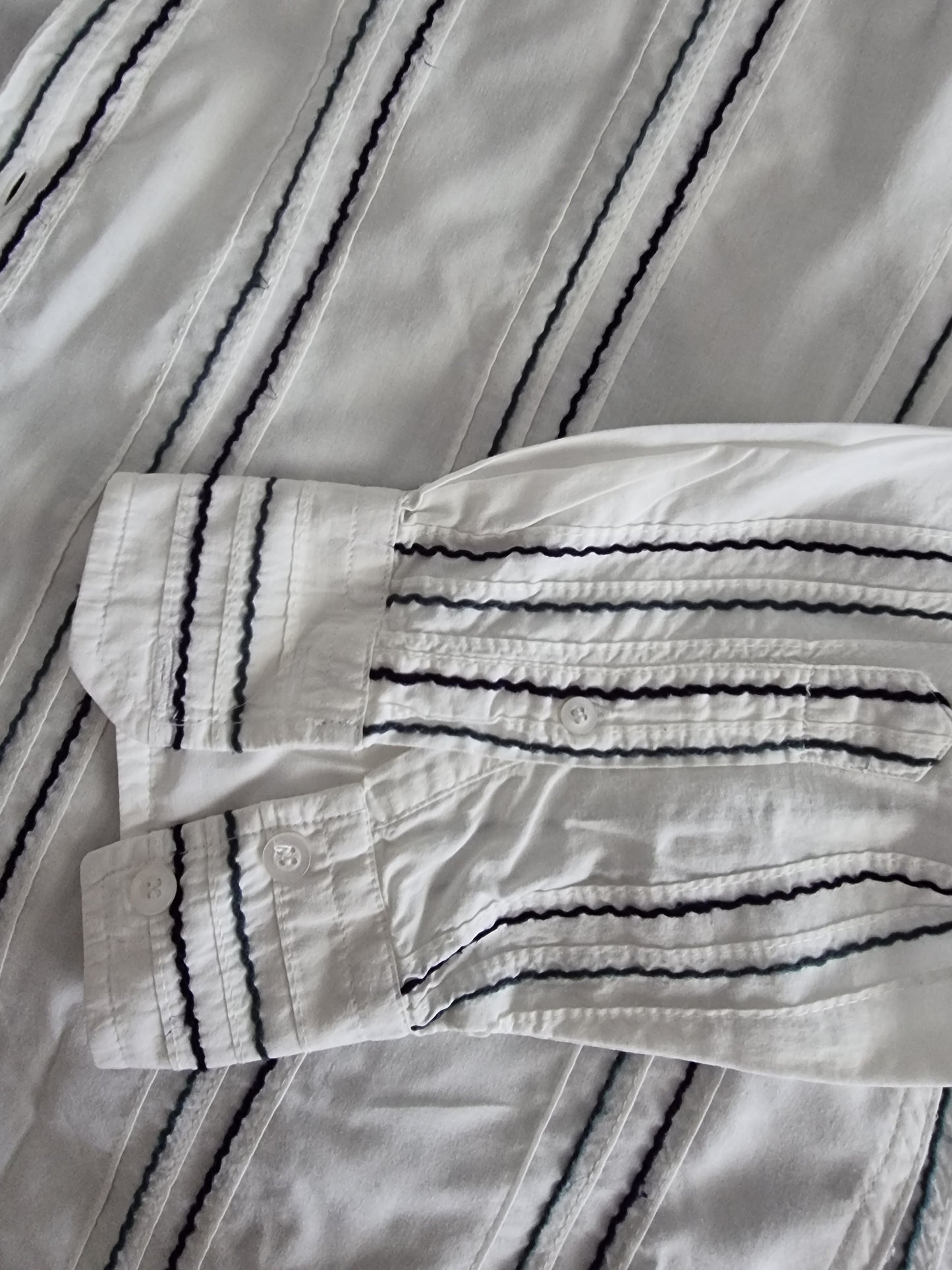 French Connection Men's White Striped Long Sleeve Shirt UK M Timeless Fashions