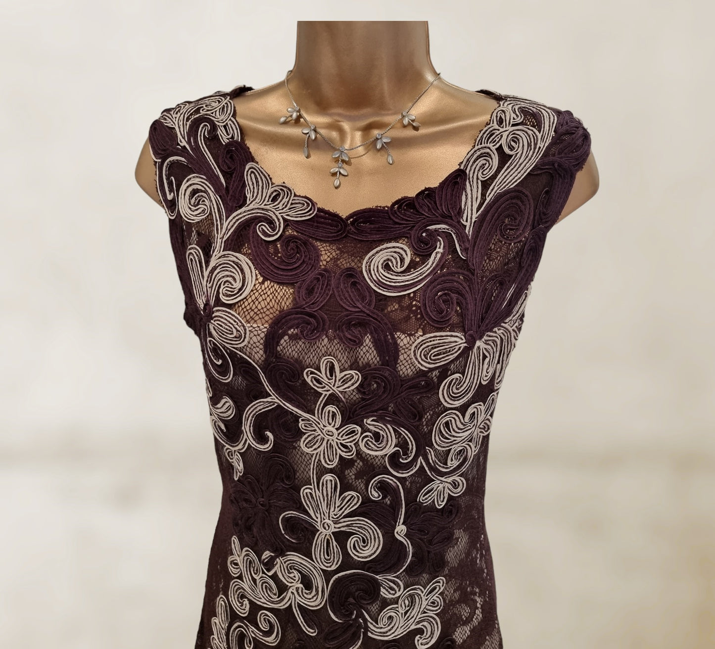 Phase Eight Ladies Aubergine Tapework Midi Dress. UK 10 US 6 EU 38 Timeless Fashions