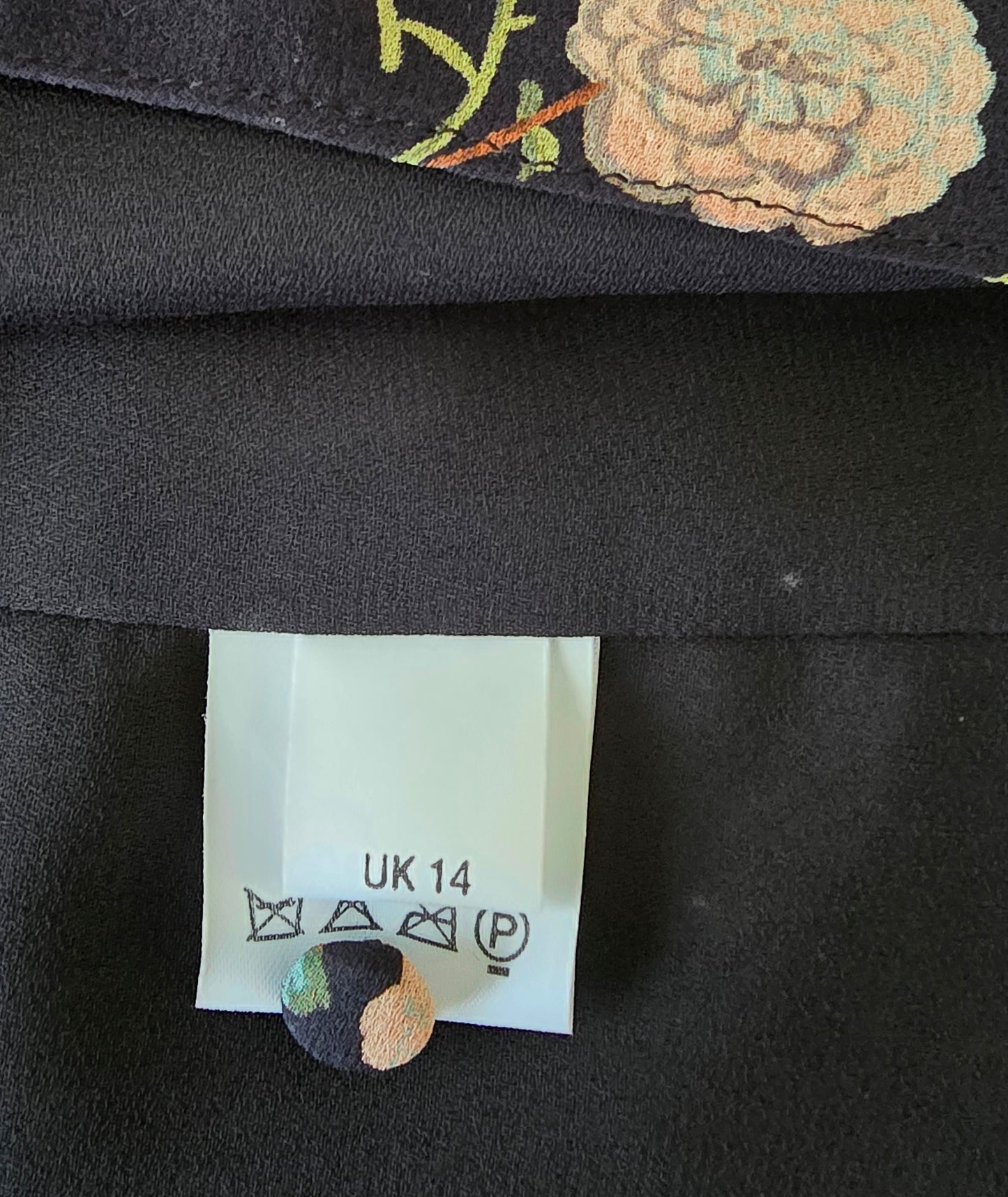 Caroline Charles Vintage Black Floral Midi Silk Skirt UK 14 EU 10 US 42 Timeless Fashions