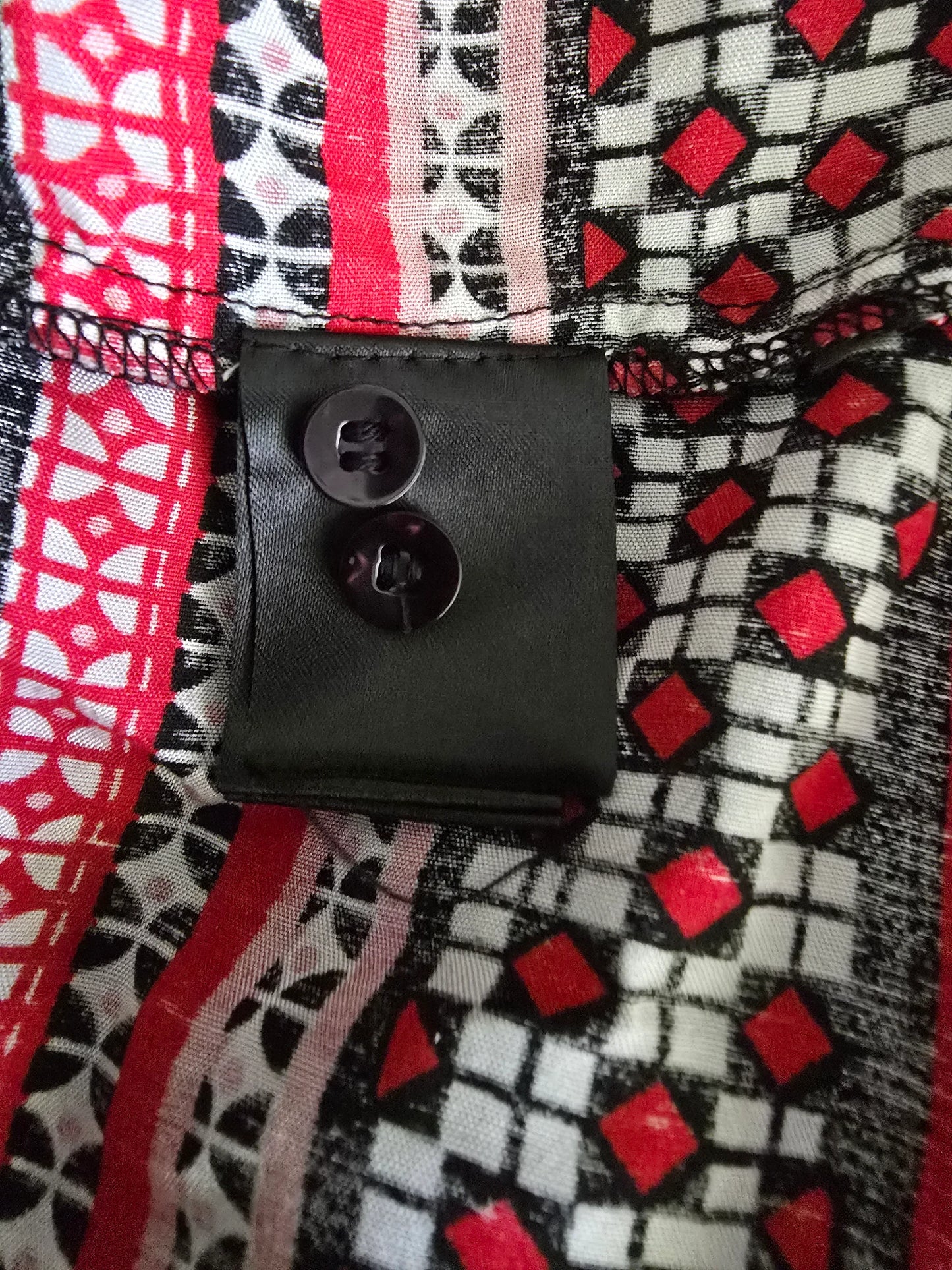 Masai Clothing White Black & Red Daiva Print Top UK 12 US 8 EU 40 - Timelessfashions