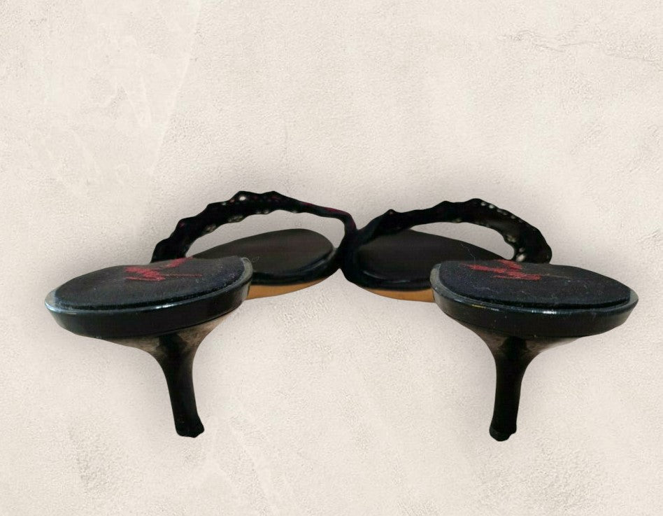 Giuseppe Zanotti Black Kitten Heel Red Velvet Sandals UK 6.5 US 9 EU 40 Timeless Fashions