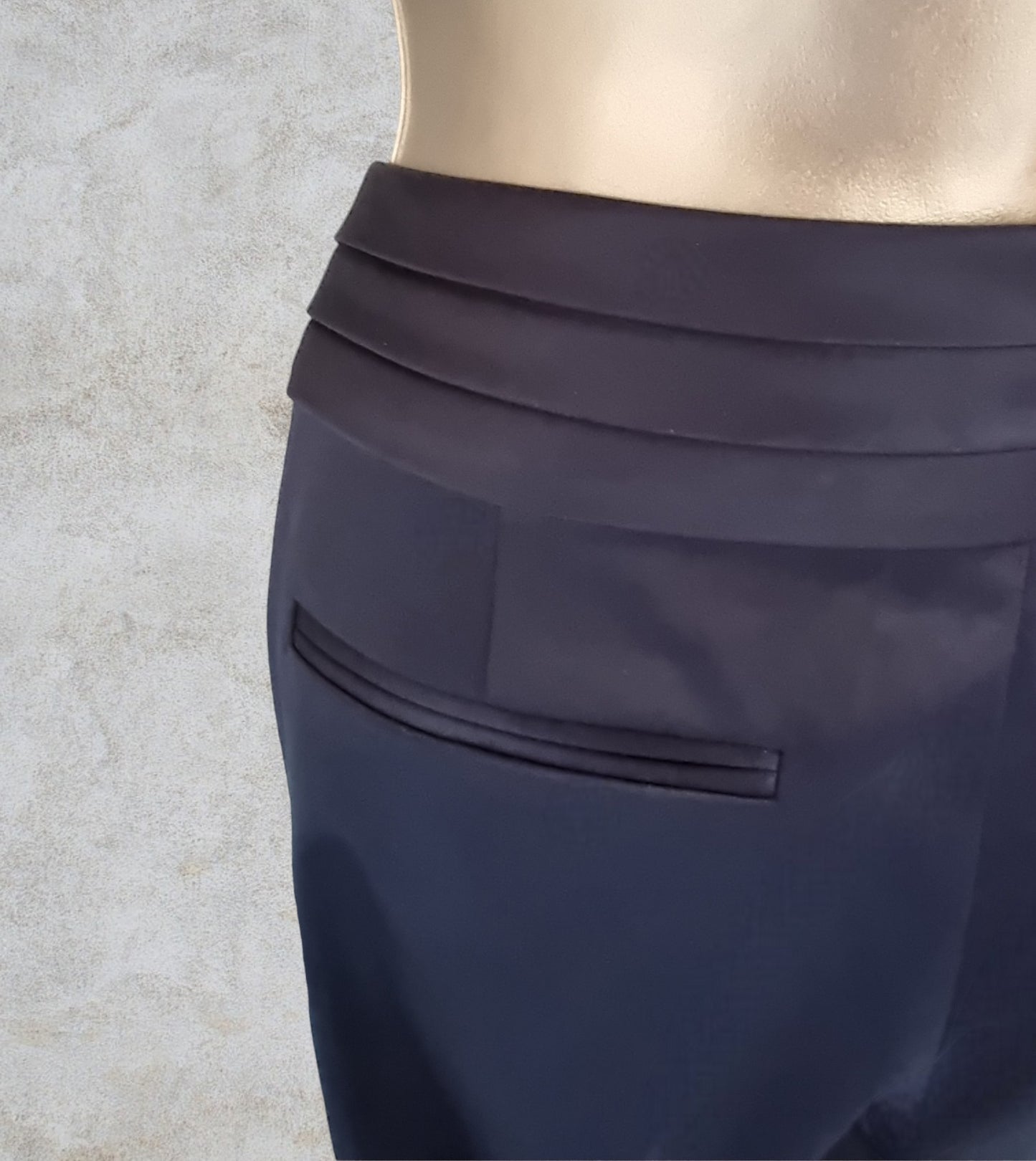 GIVe Women's Black Satin Coulottes. UK 14 US 10 EU 42 Timeless Fashions
