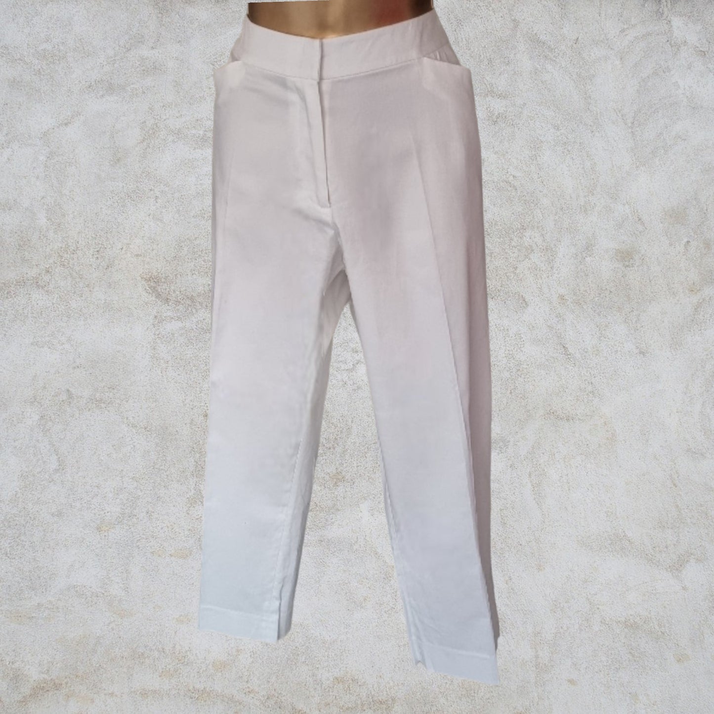 Pomodoro White Cotton Cropped Stretch Trousers UK 18 US 14 EU 46 IT 50 Timeless Fashions
