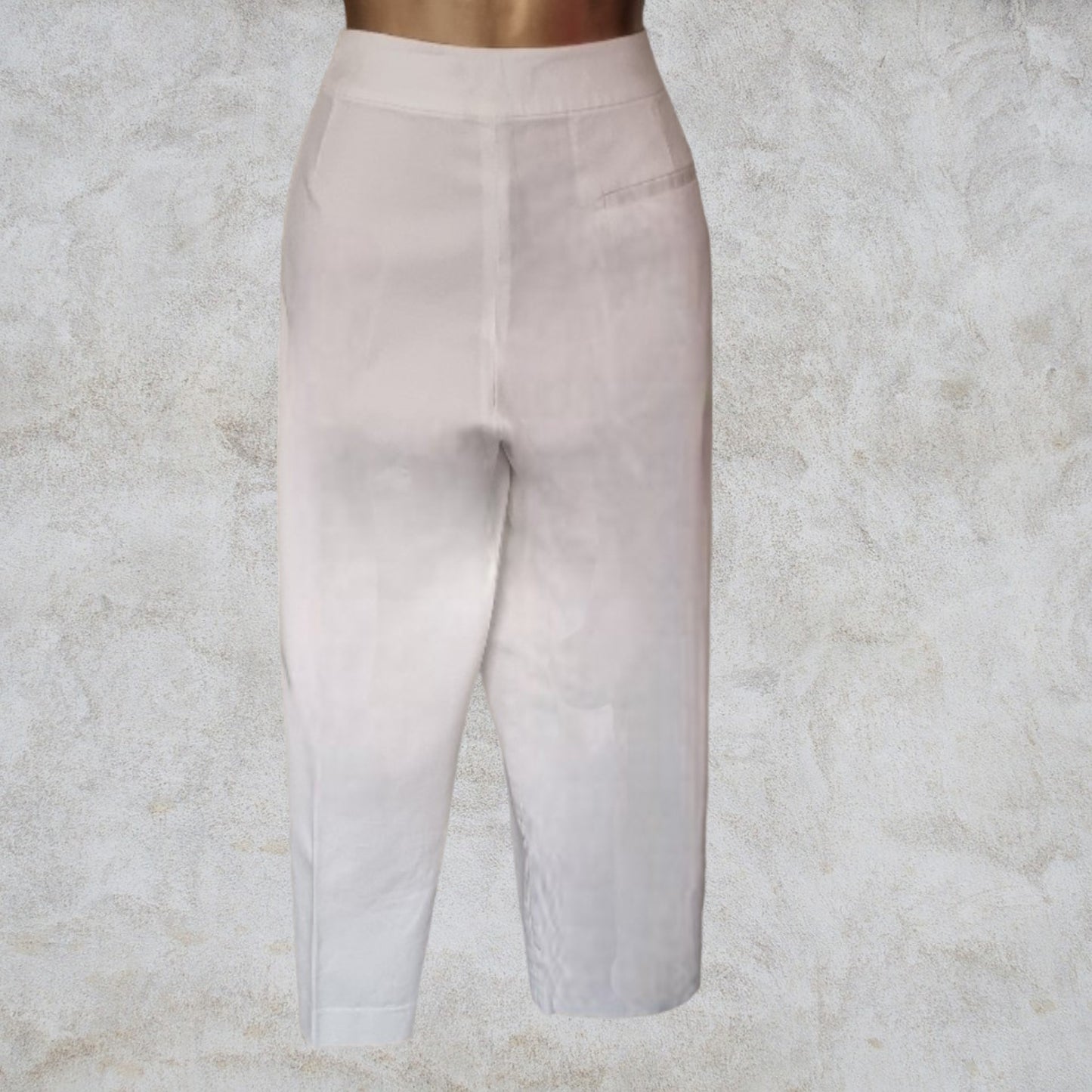 Pomodoro White Cotton Cropped Stretch Trousers UK 18 US 14 EU 46 IT 50 Timeless Fashions
