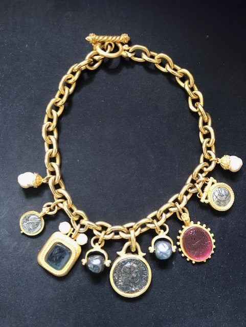 Linda Levinson Vintage Roman Coin Stone and Resin Link Chain Necklace Timeless Fashions