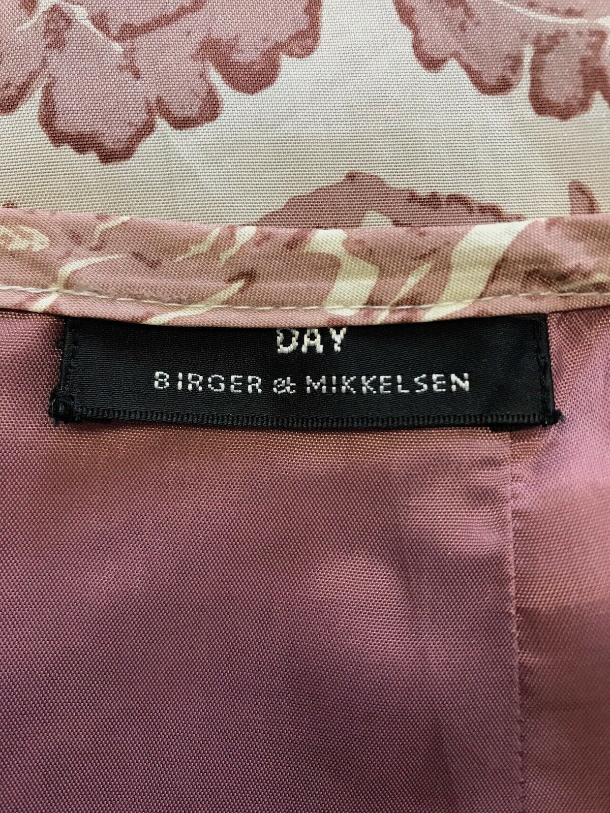 Day Birger et Mikkelsen Dusky Pink & Cream Silky Floral Skirt UK 10 US 6 EU 38 Timeless Fashions