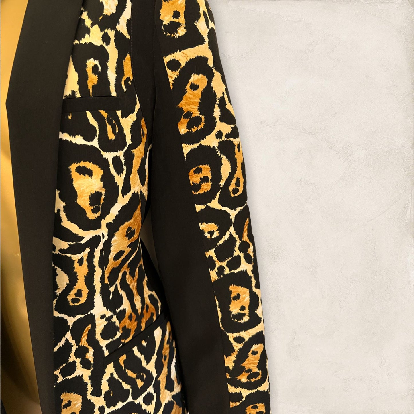 LIMITED EDITION Black Animal Print Open Jacket UK 10 US 6 EU 38 Timeless Fashions