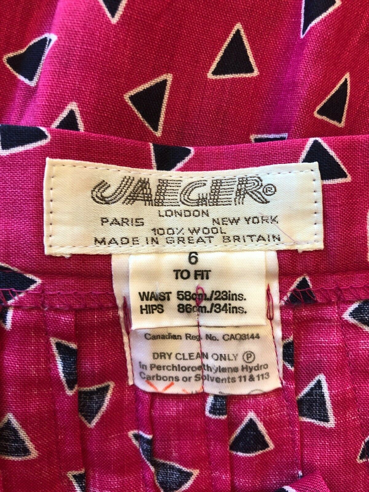 Jaeger Vintage Hot Pink Pleated Wool Skirt UK 6 US 2 EU 34 Timeless Fashions