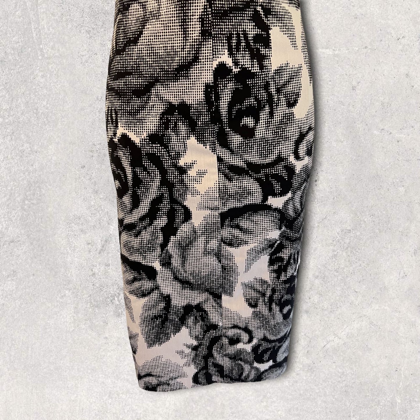 Phase Eight Black & White Mono Floral Stretch Bodycon Dress UK 10 US 6 EU 38 Timeless Fashions