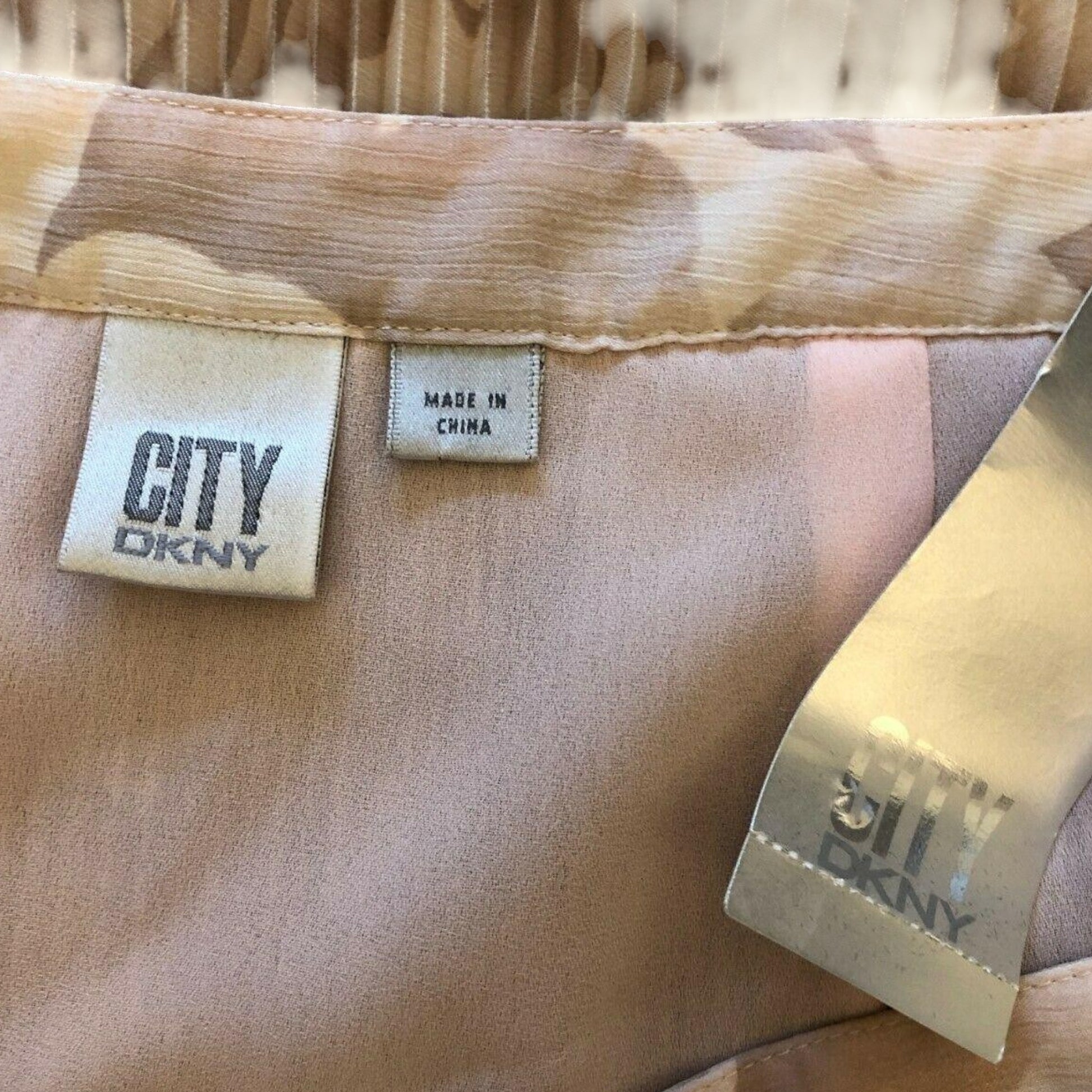 DKNY City Pale Dusky Pink Pleated Floral Skirt UK 12 US 8 EU 40 - Timelessfashions