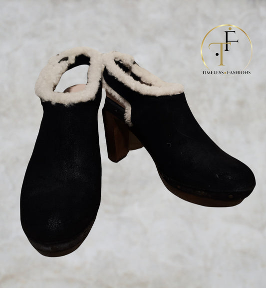 Gerard Darel Ladies Black Suede Sheepskin Mules Clogs Shoes UK 7 US 9 EU 40 Timeless Fashions