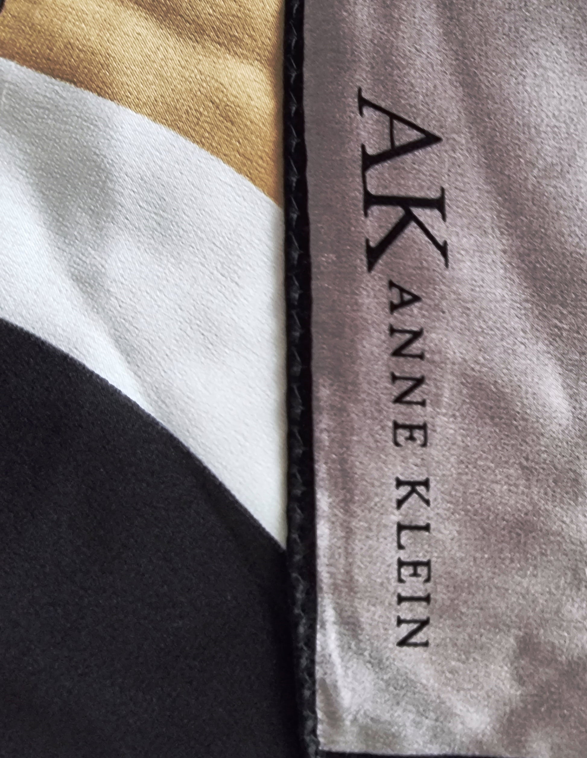Anne Klien Womens Vintage Lavender, Black & White Head Scarf Timeless Fashions