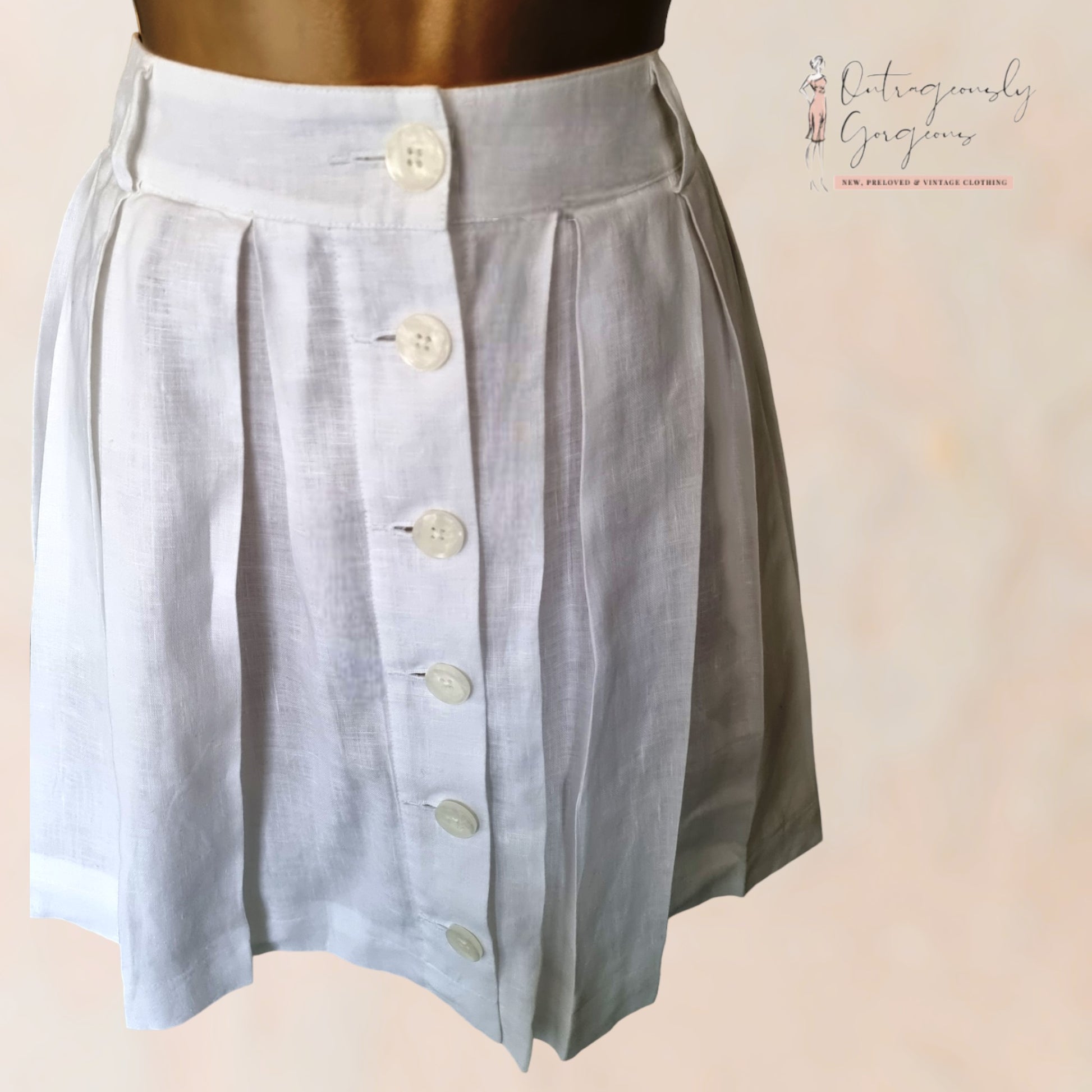 Island Company Women’s White Lined Pleated Full Short Skirt. UK 12 US 8 EU 40 Timeless Fashions