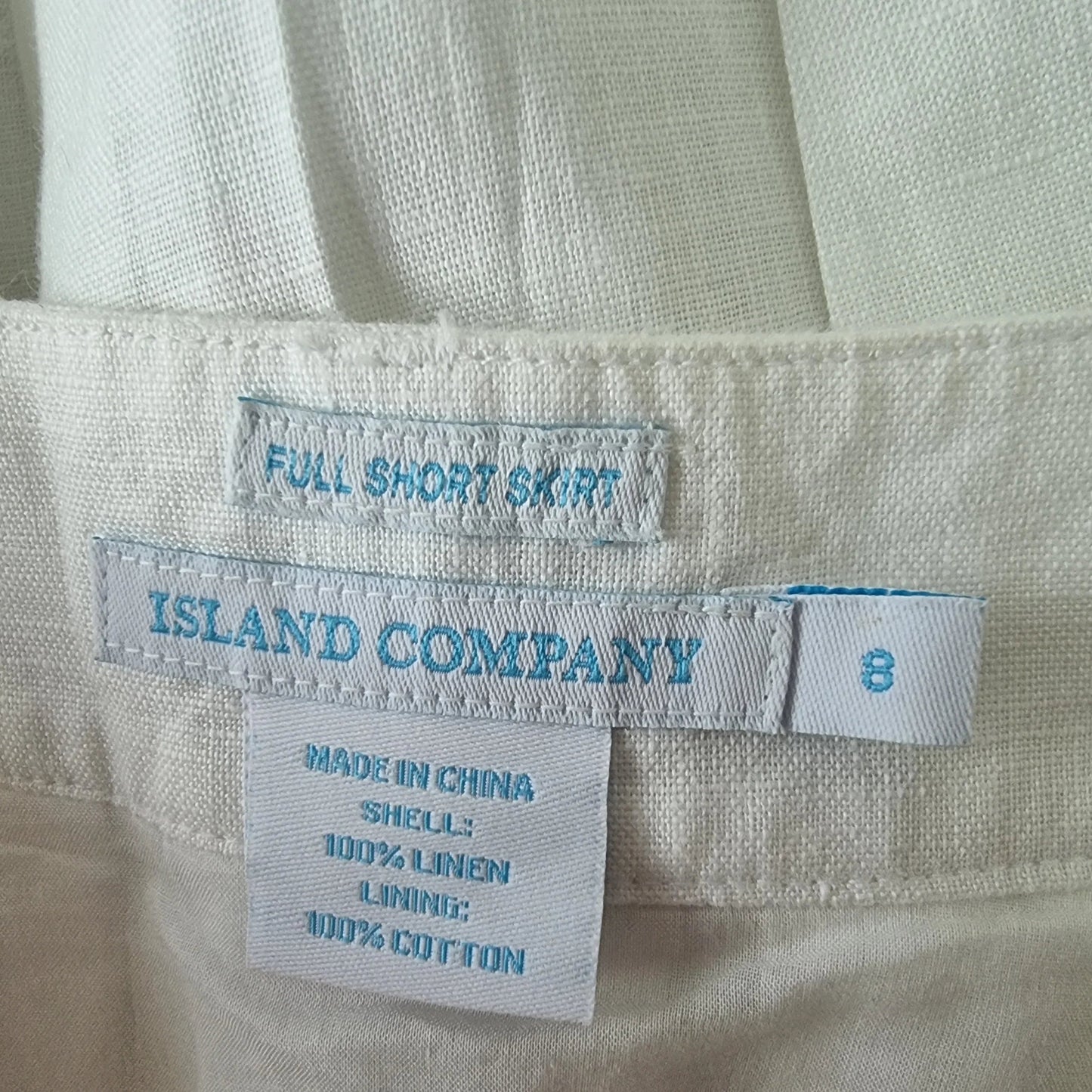 Island Company Women’s White Lined Pleated Full Short Skirt. UK 12 US 8 EU 40 - Timelessfashions