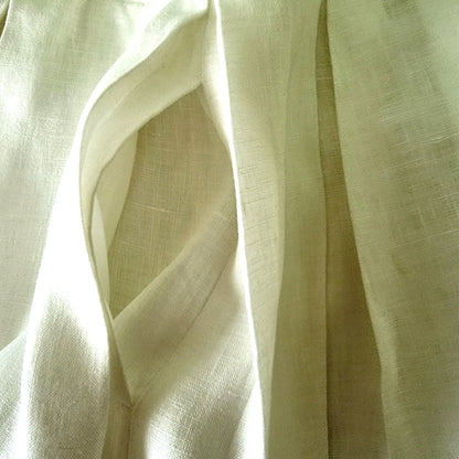 Island Company Women’s White Lined Pleated Full Short Skirt. UK 12 US 8 EU 40 - Timelessfashions