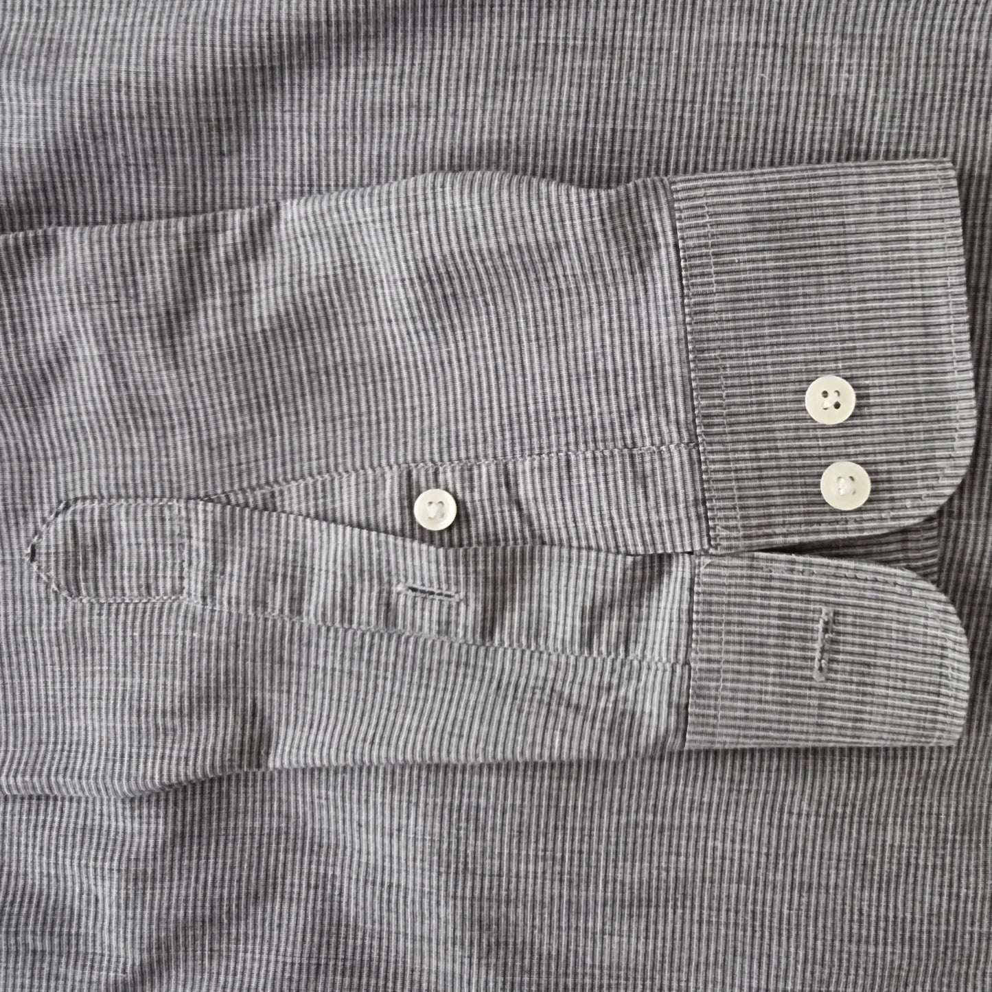 Van Heusen Men's Grey Oxford Cotton Shirt UK Size L - Timelessfashions