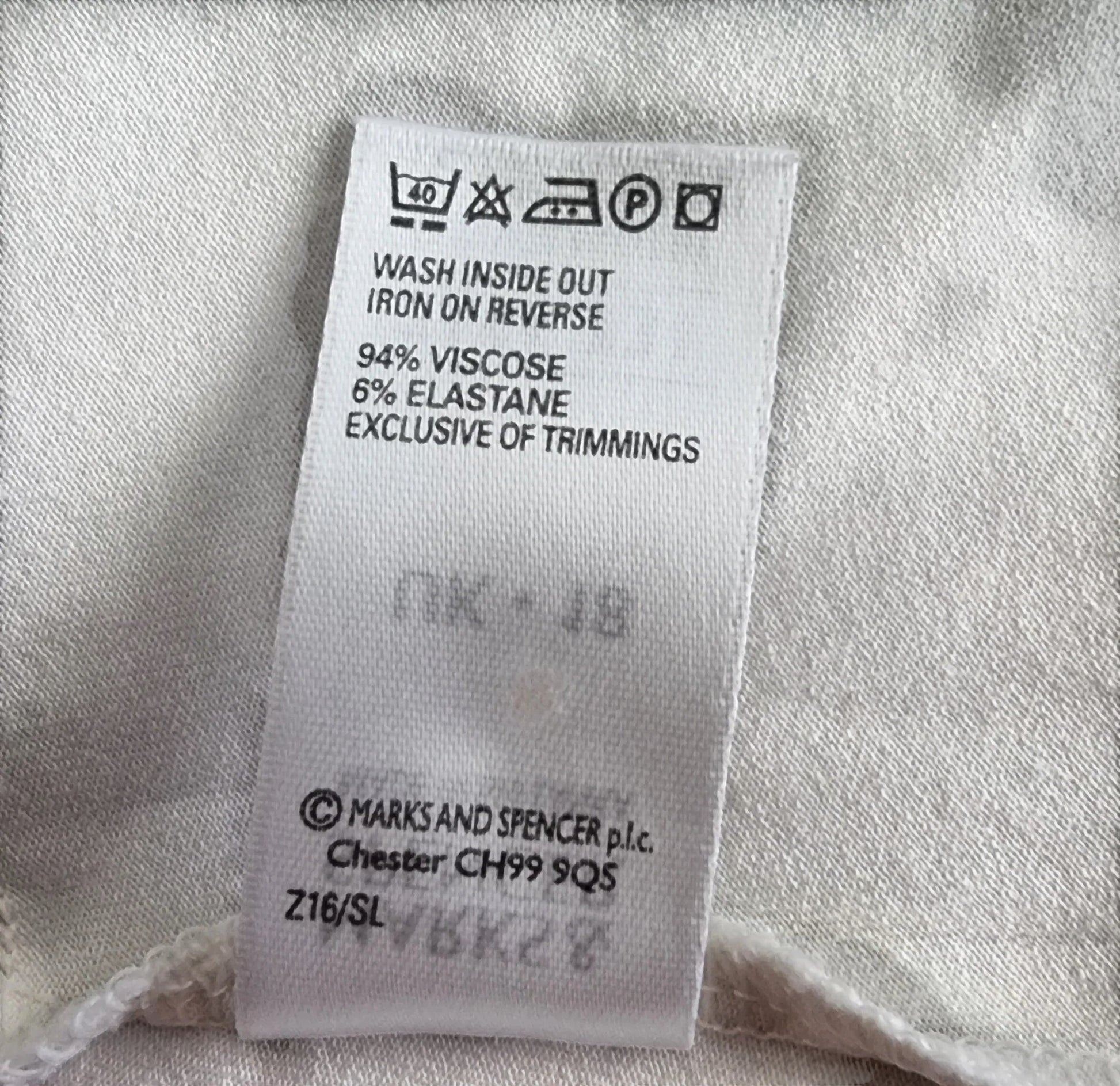 Marks And Spencer Off White Classic Vest Top UK 18 US 14 EU 46 - Timelessfashions
