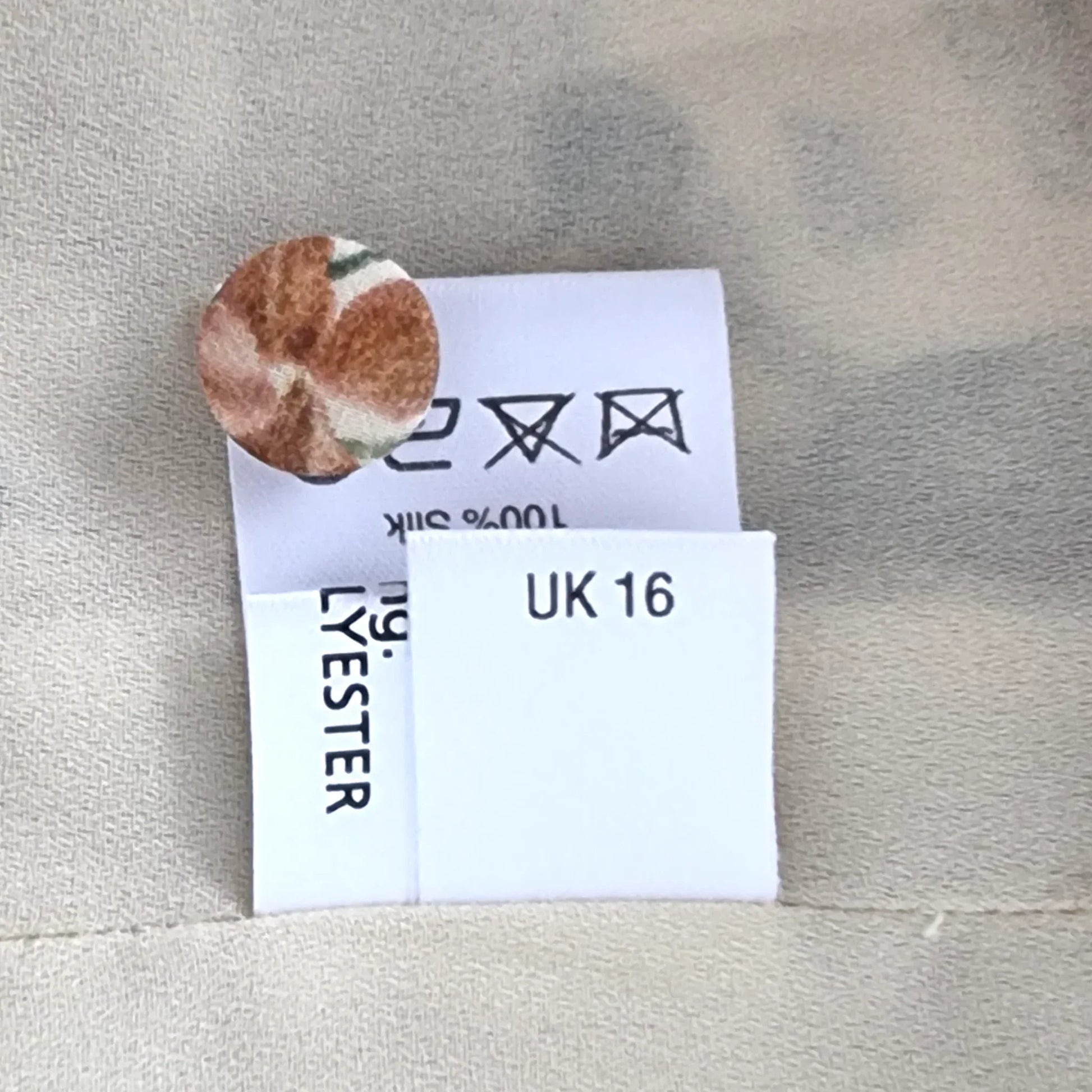 Caroline Charles Vintage Silk Skirt & Blouse UK 16 US 12 EU 44 - Timelessfashions