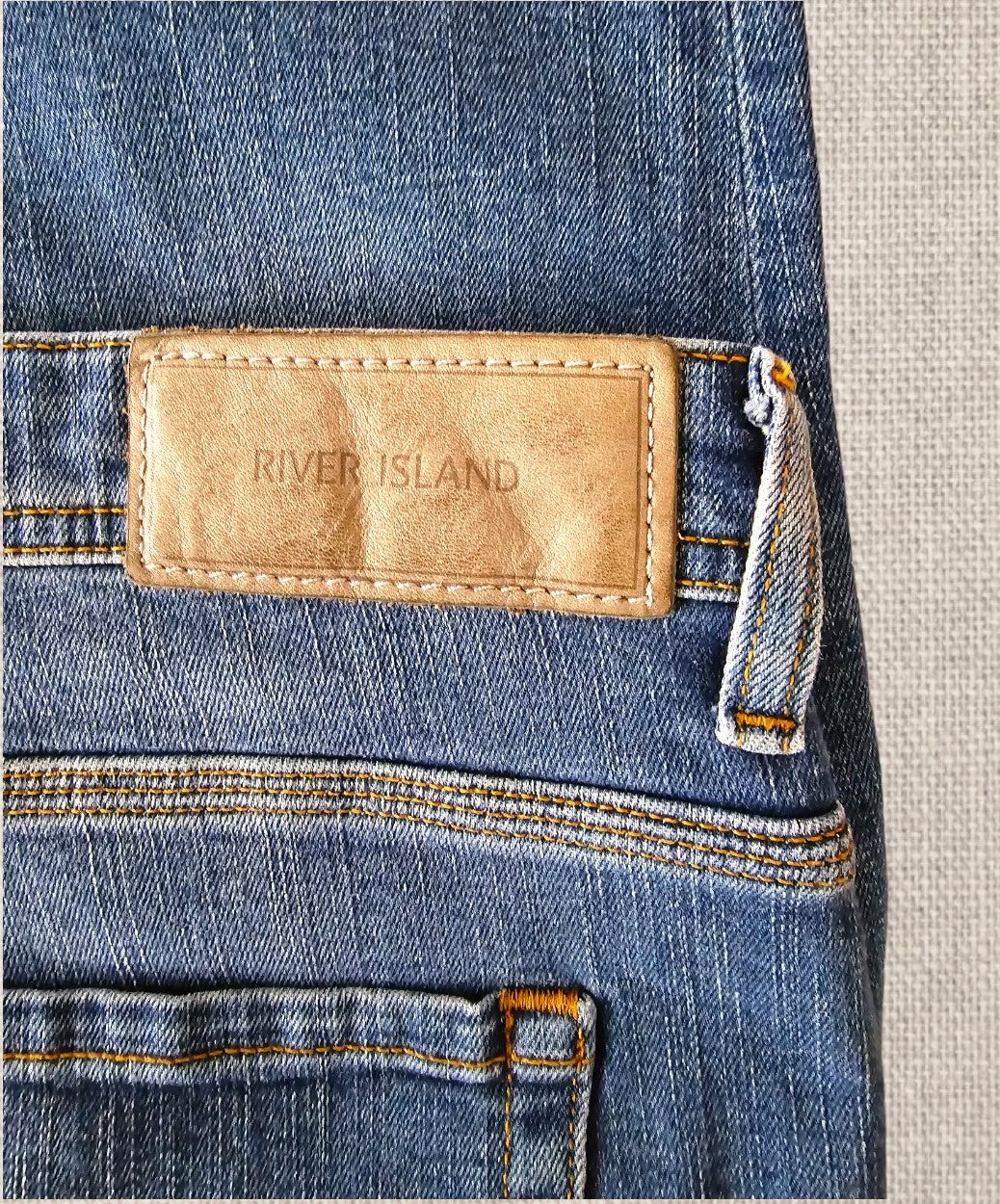 River Island Men's Mid Blue Denim Jeans UK 36/32 Timeless Fashions