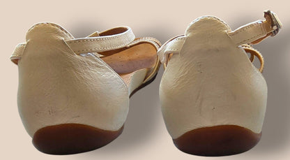 Clarks Womens Cream Diamante Flat Sandals UK 8 EU 42 US 8.5 Timeless Fashions