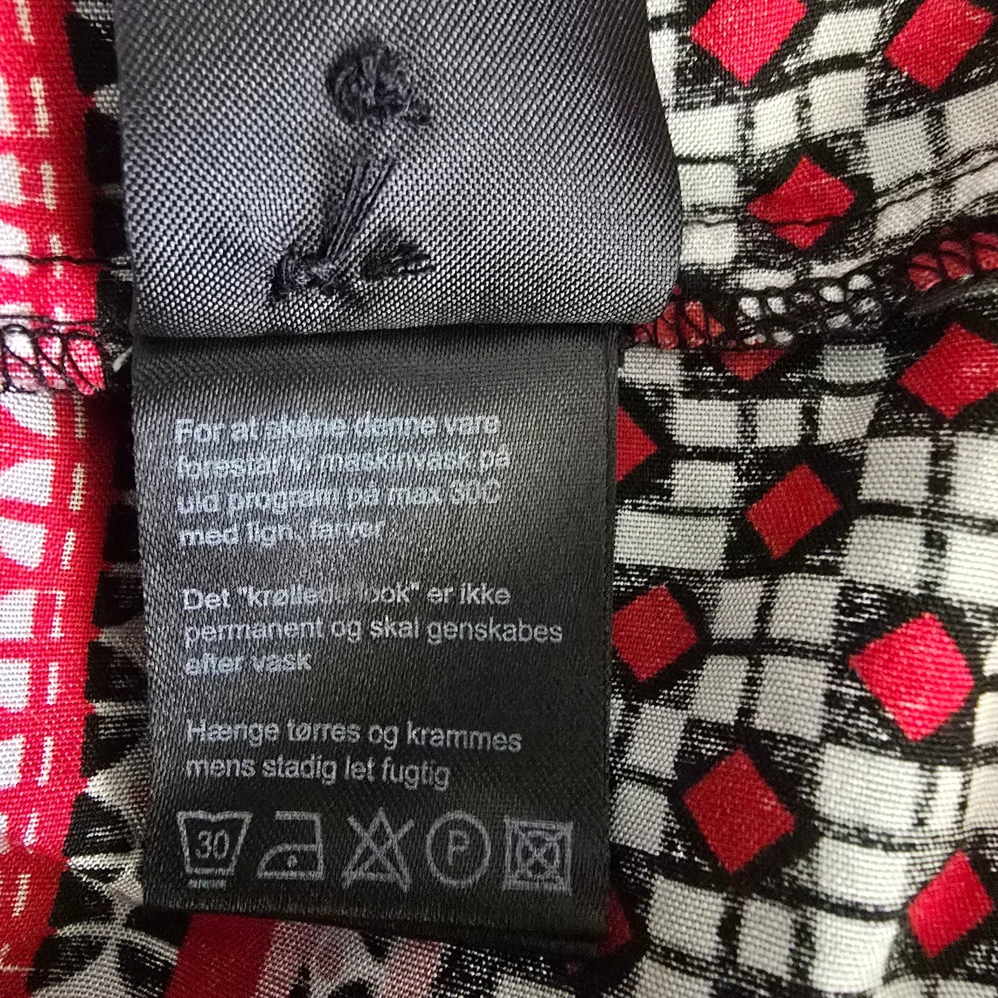 Masai Clothing White Black & Red Daiva Print Top UK 12 US 8 EU 40 - Timelessfashions