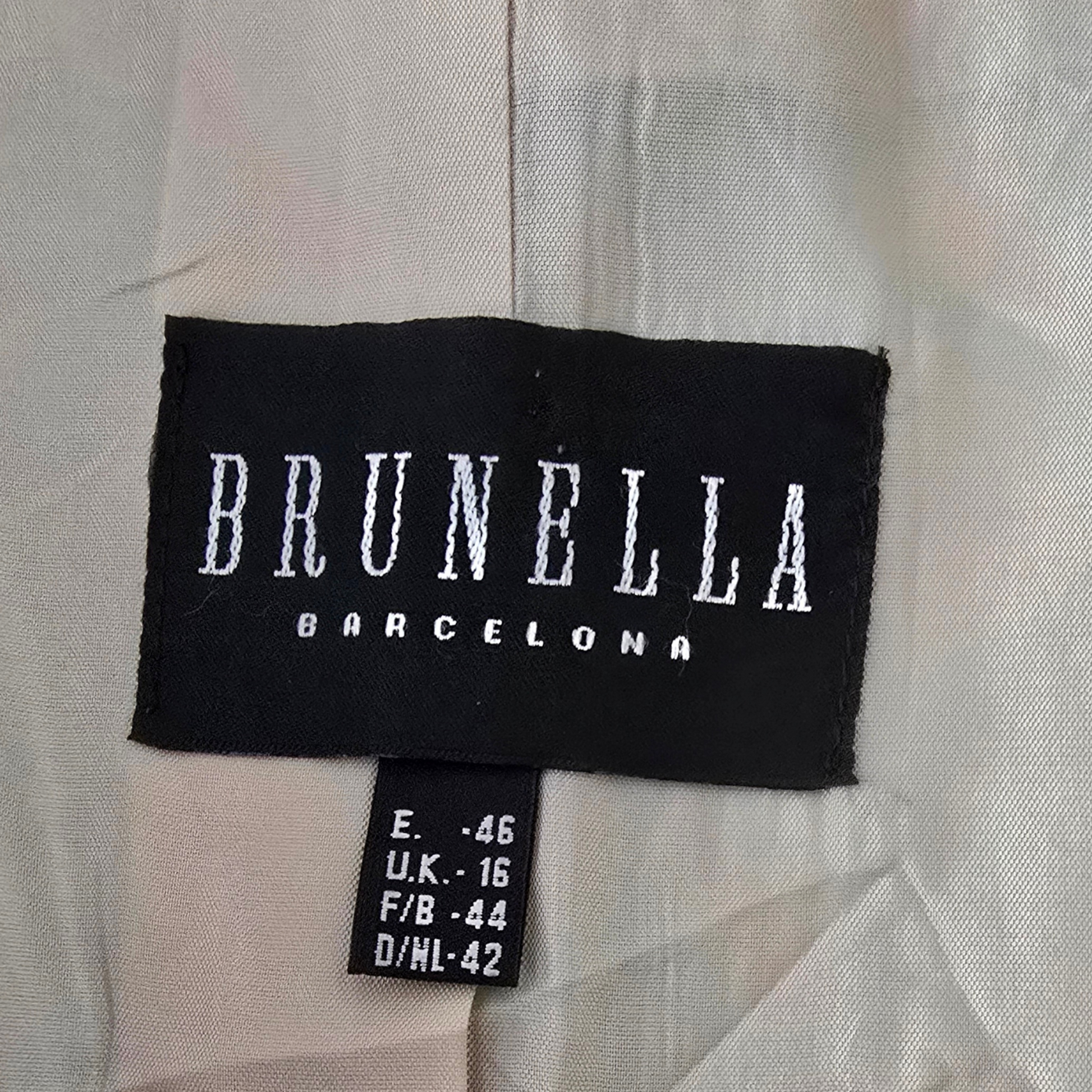 Clothing label with Brunella on a grey background