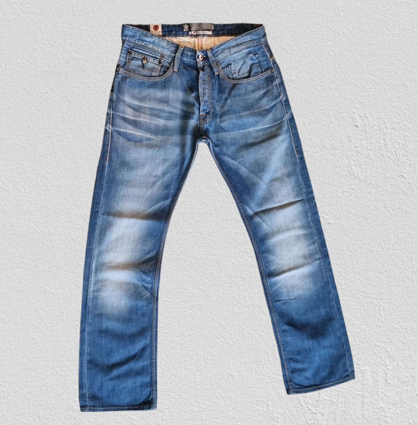 KUYICHI Daniel Men's Blue Regular Fit Straight Leg Faded Denim Jeans. Size W34 Timeless Fashions