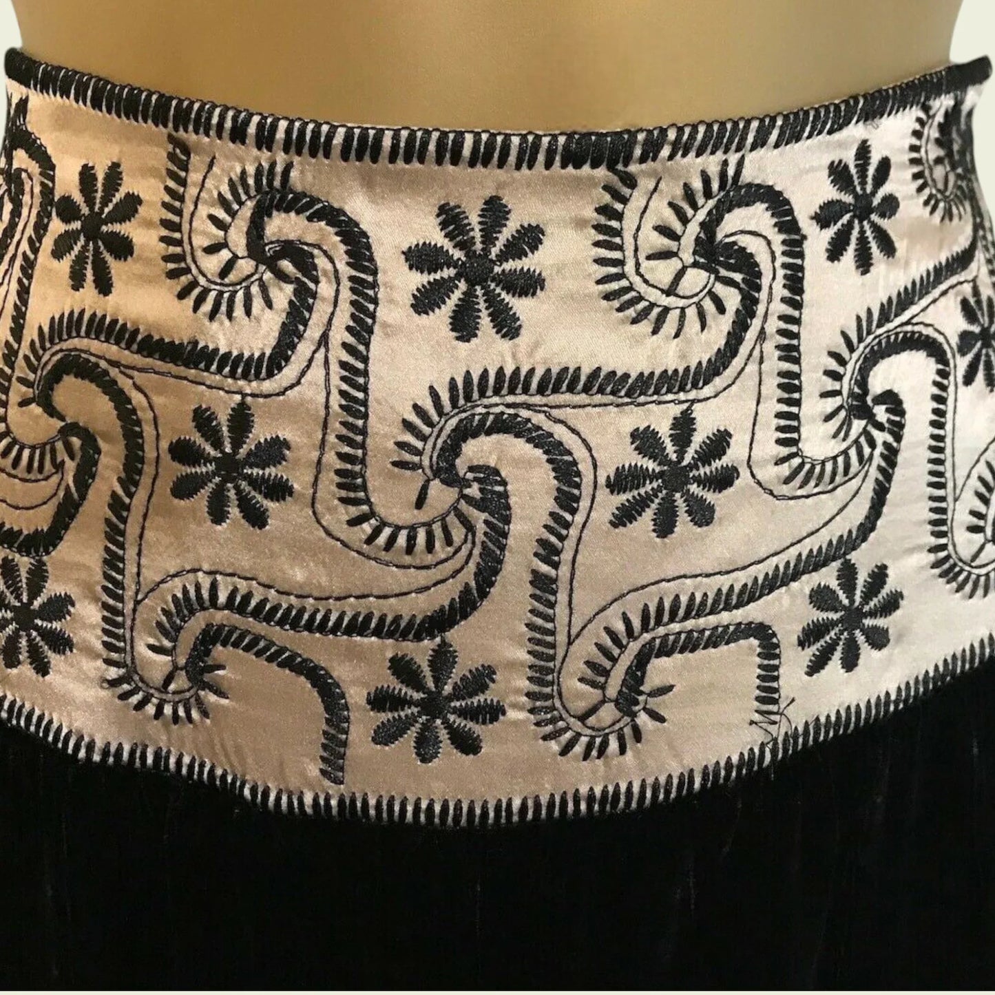 Michel Ambers Black Velvet & Champagne Silk Puffball Skirt UK 8 US 4 EU 36 - Timelessfashions