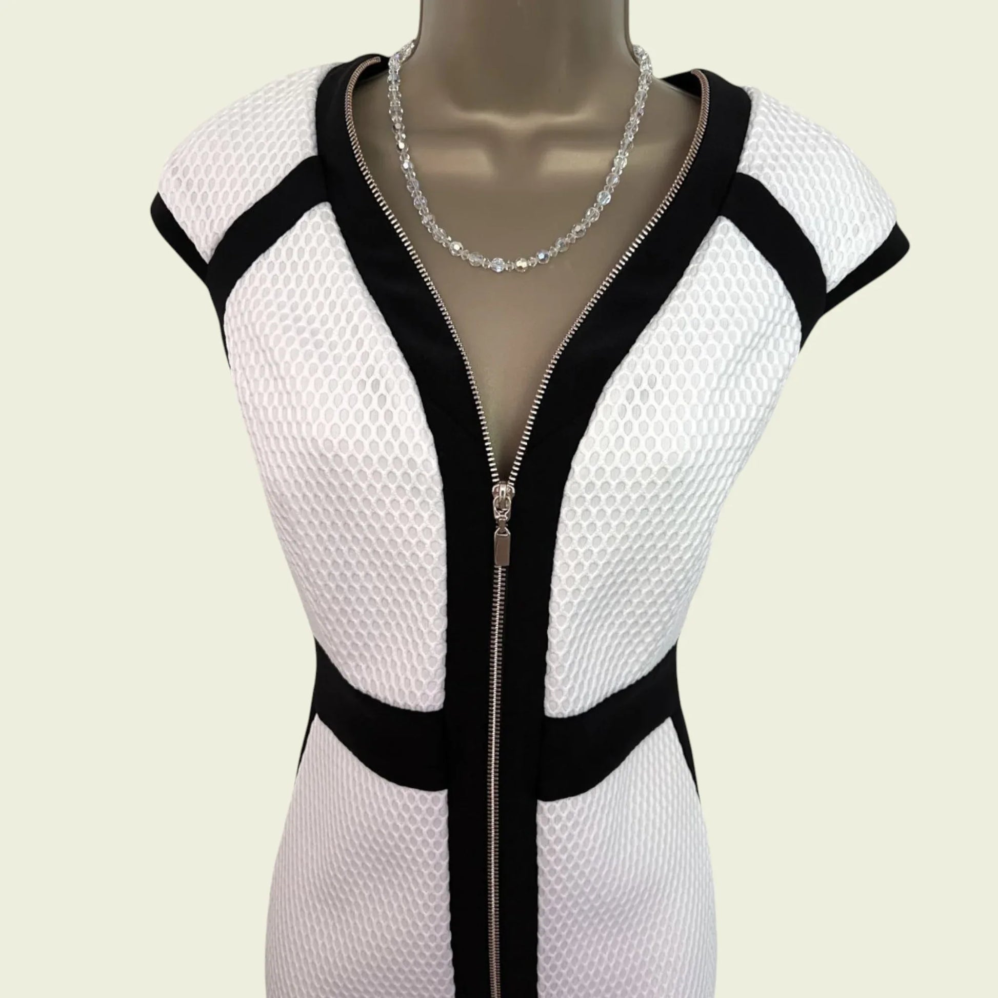 Frank Lyman Black & White Stretch Bodycon Dress UK 12 US 8 EU 40 - Timelessfashions