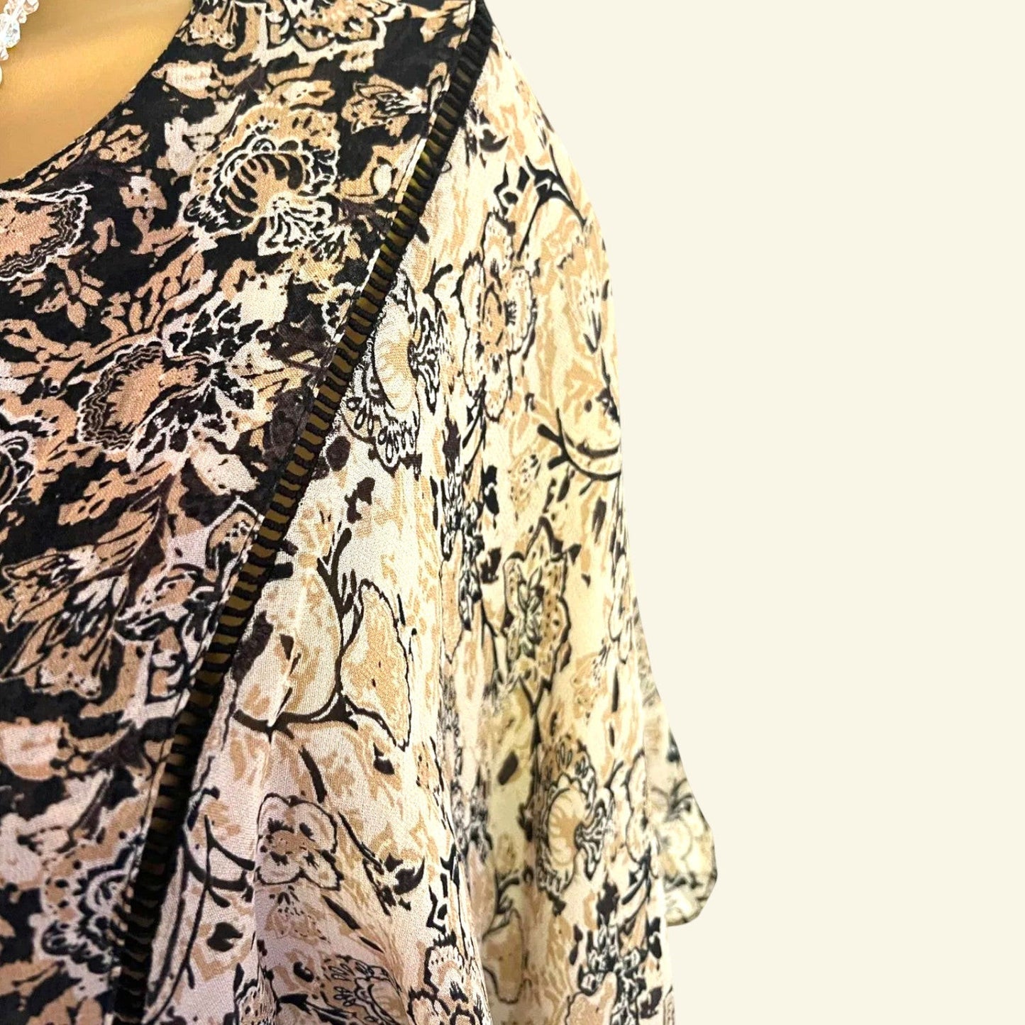 Zara Black & Cream Sheer Chiffon Floral Top Size M UK 12 US 8 EU 40 - Timelessfashions