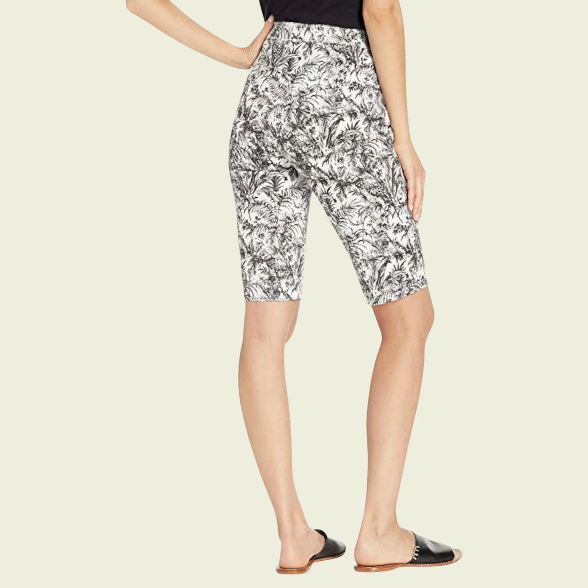 FDJ French Dressing Black & White Pull-On Bermuda Shorts UK 14 US 10 EU 42 - Timelessfashions