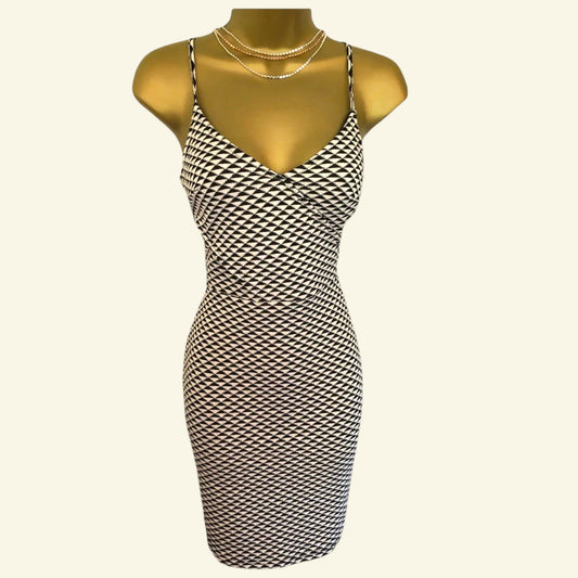 H&M Geometric Bodycon Cut-Out V-Neck Dress Size XS UK 6 US 2 EU 34 - Timelessfashions