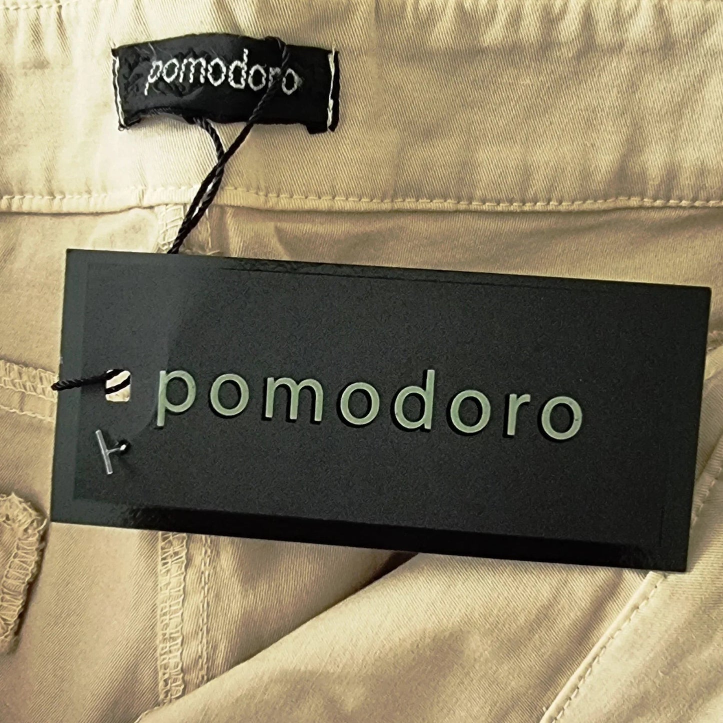 Pomodoro Stone, Stretch Cotton Shorts UK 10 EU 38 US 6 - Timelessfashions