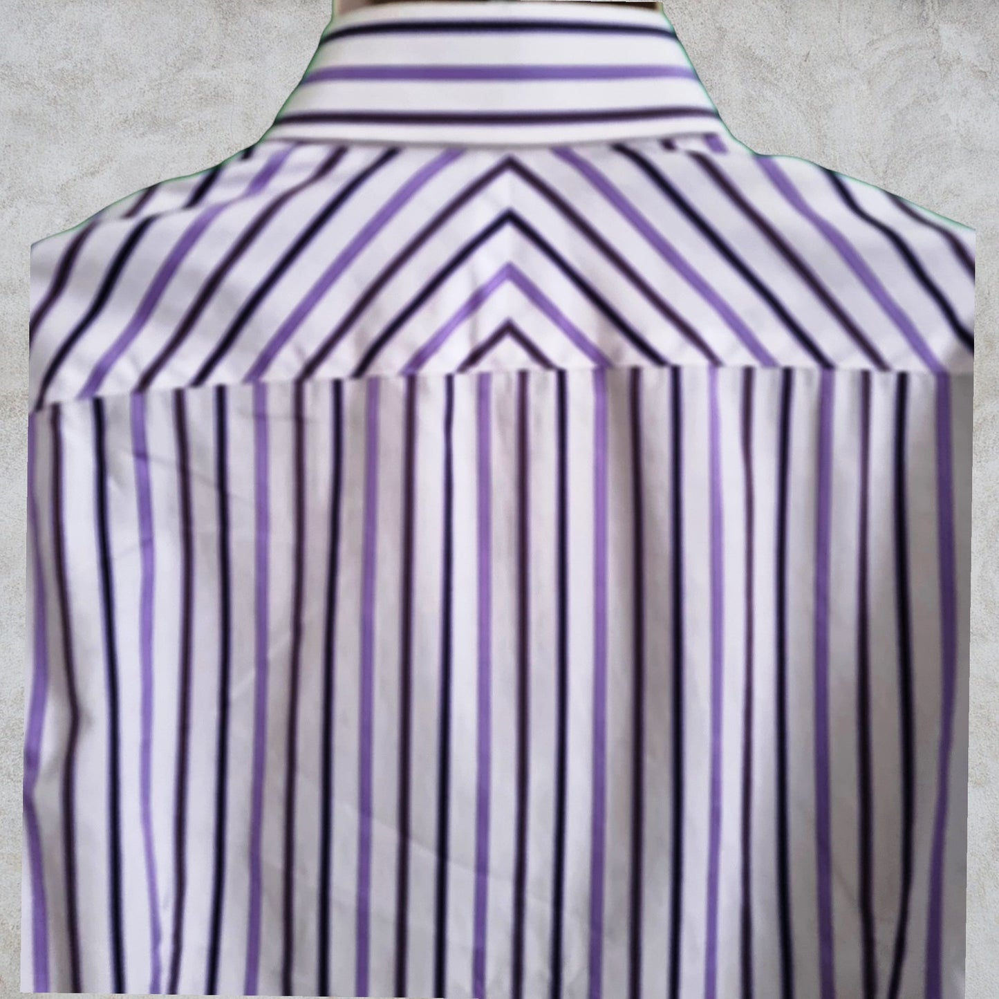 St George by DUFFER Mens White & Lilac Multi Stripe Shirt. Size 15½ collar. Timeless Fashions