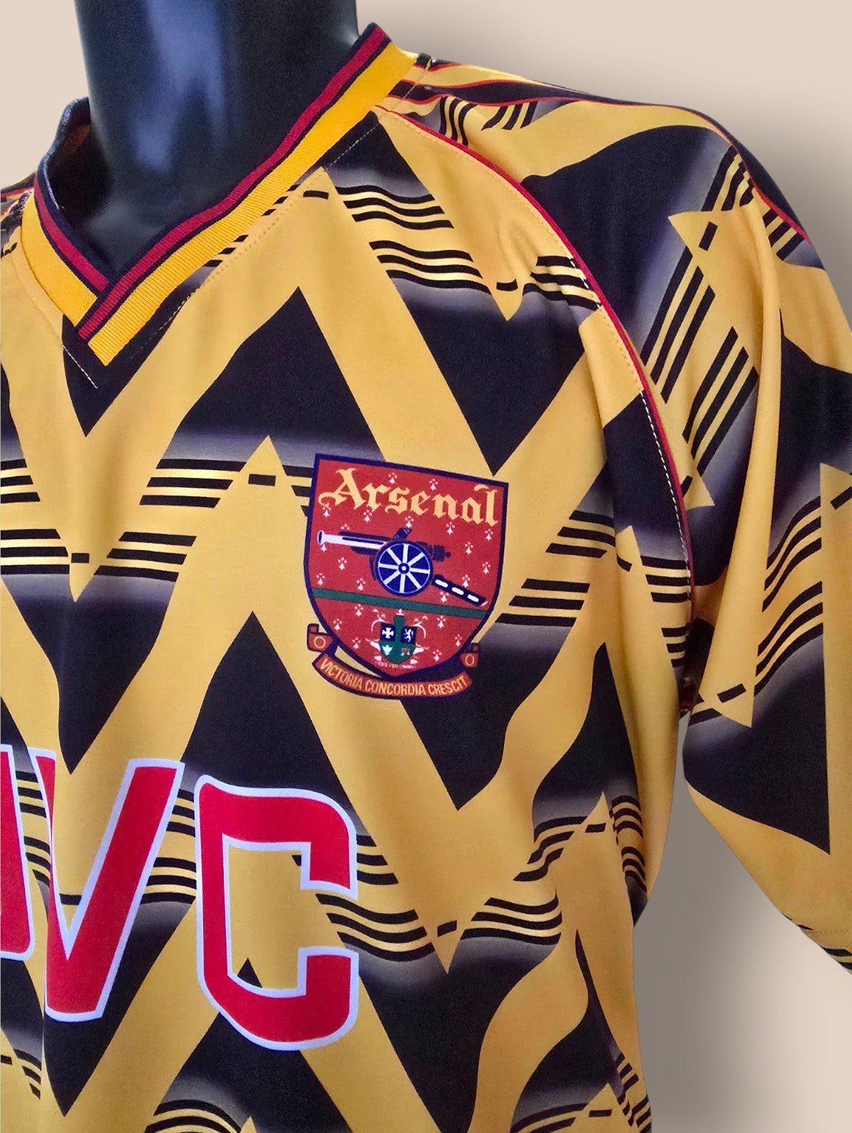 Gunners Replica Football Shirt 1991/93 Bruised Banana Retro UK XL - Timelessfashions