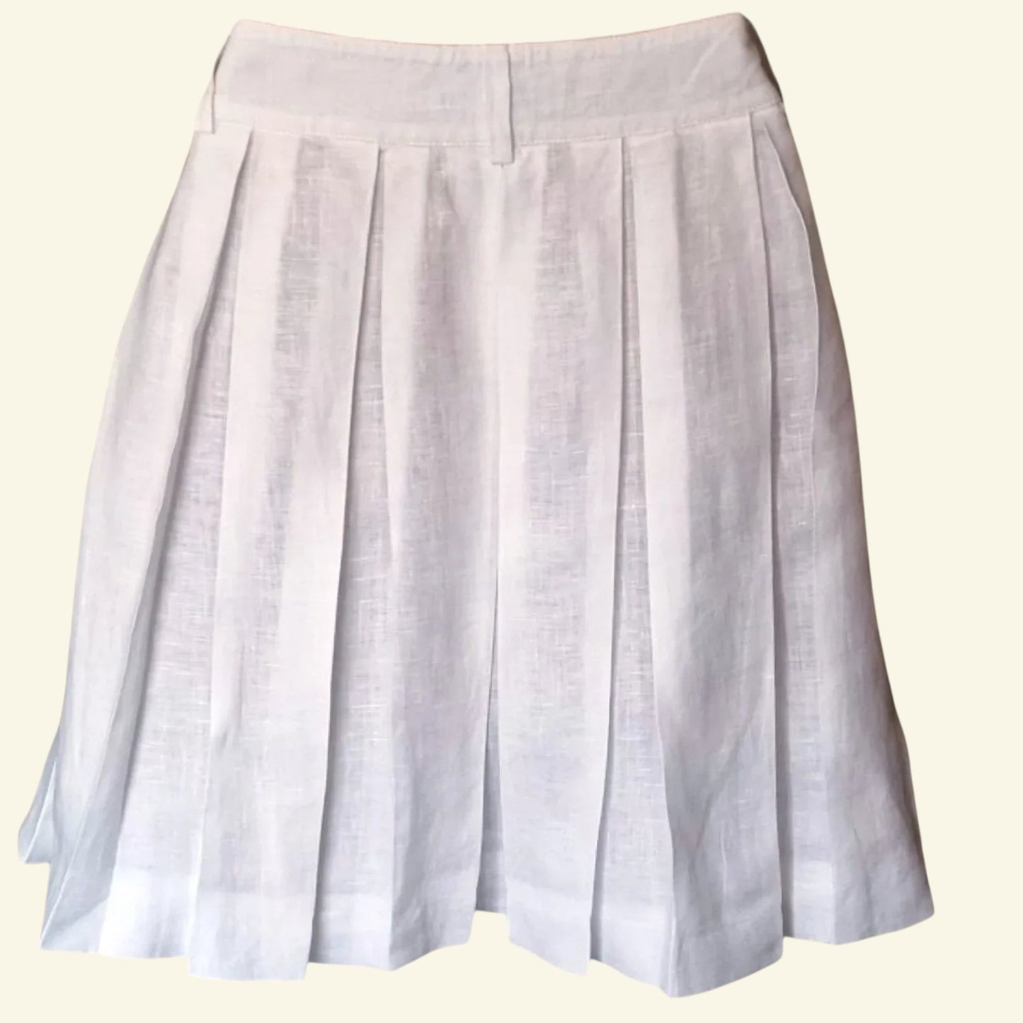 Island Company Women’s White Lined Pleated Full Short Skirt. UK 12 US 8 EU 40 - Timelessfashions