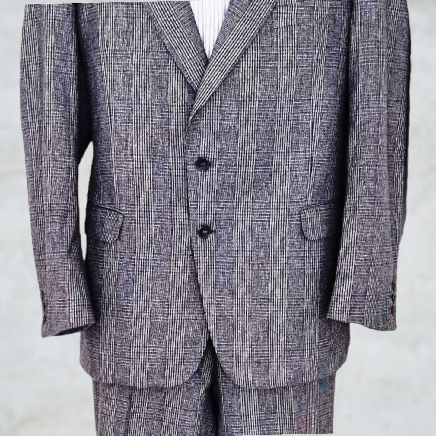 Bespoke Italian Tailored GreyTwo Piece Suit In Prince of Wales Check. Timeless Fashions