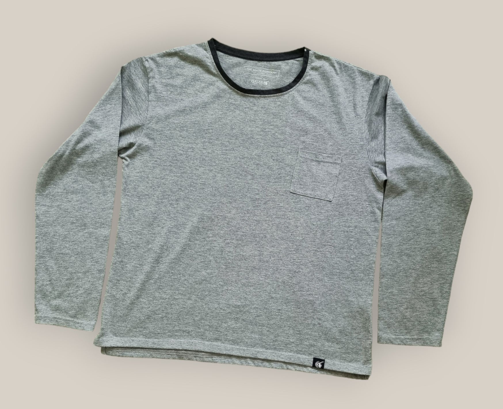The White Company London Qatar Airways Mens Round Neck Top With Pocket Size M - Timelessfashions