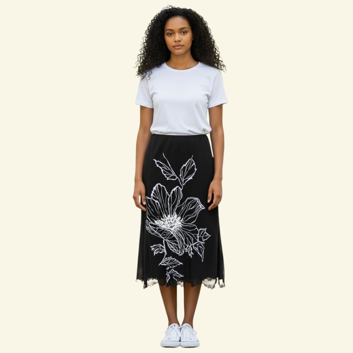 Timelessfashions black and white floral chiffon midi skirt with side zip, size UK 12.