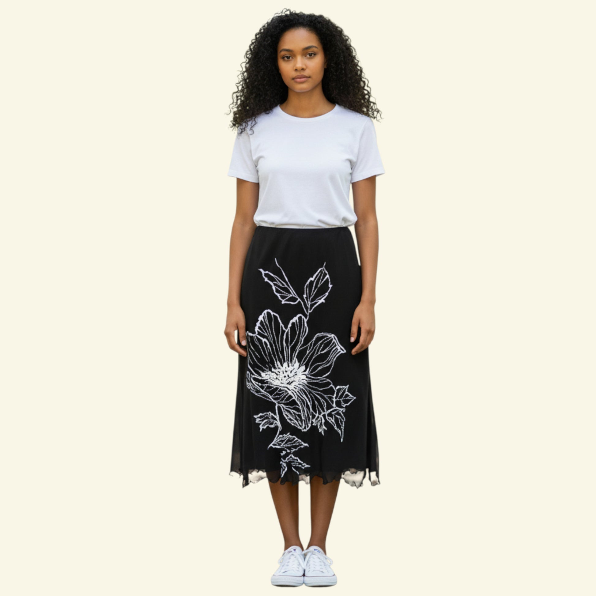 Timelessfashions black and white floral chiffon midi skirt with side zip, size UK 12.
