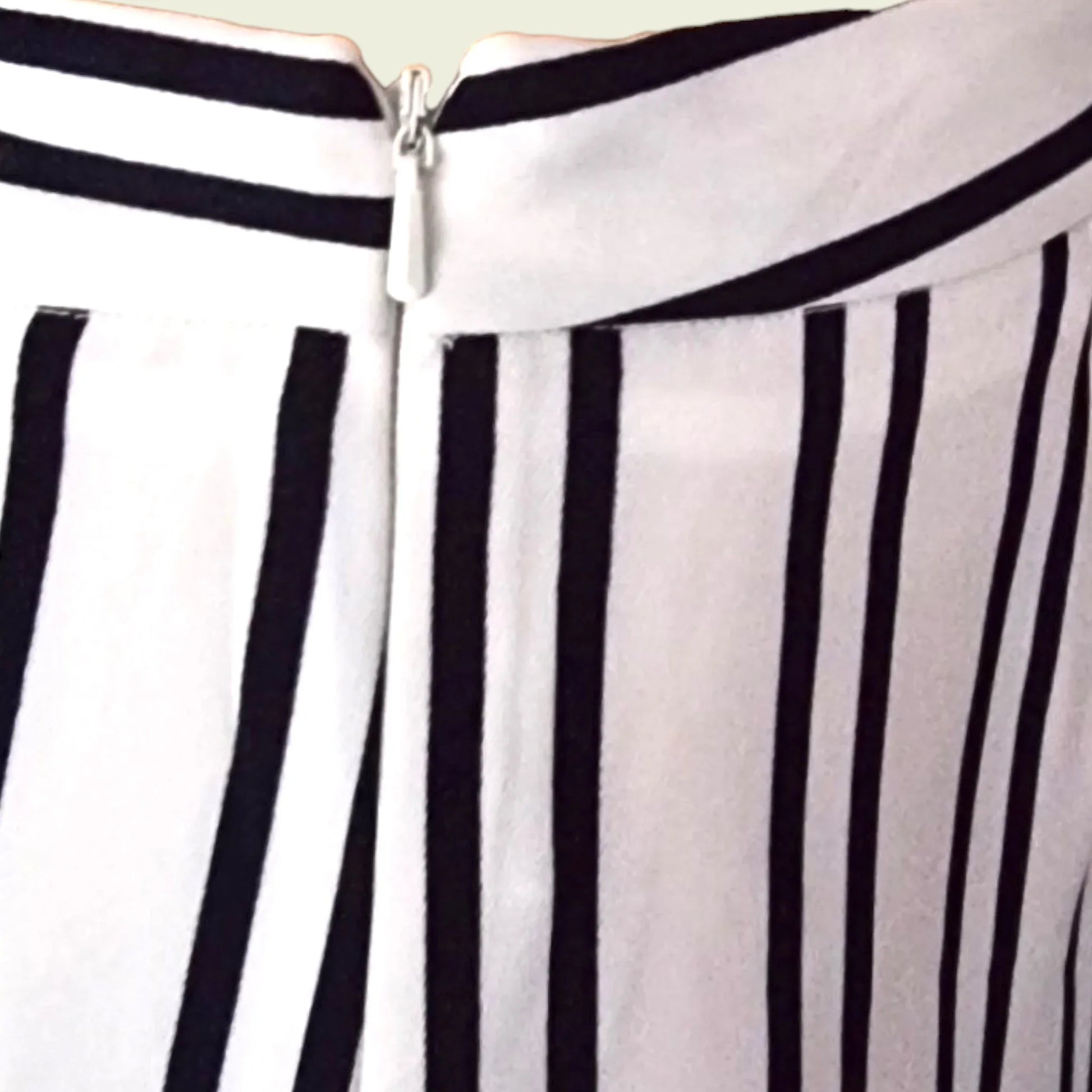 Warehouse Women's Navy & White Stripe Wide Leg Crepe Culottes UK 10 US 6 EU 38 - Timelessfashions