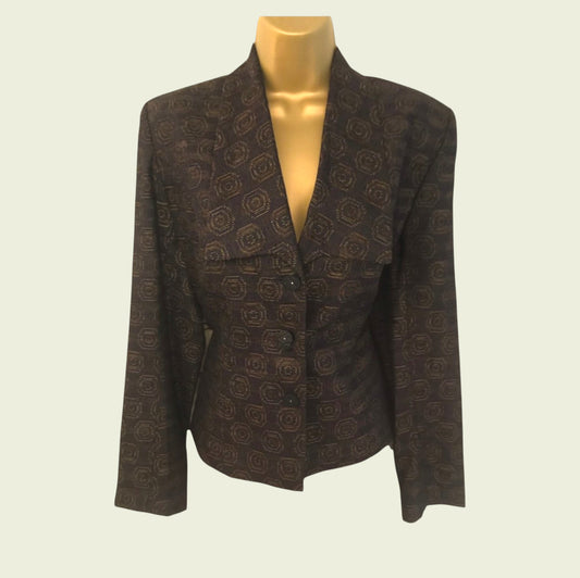 Plum patterned blazer on a mannequin against a light background