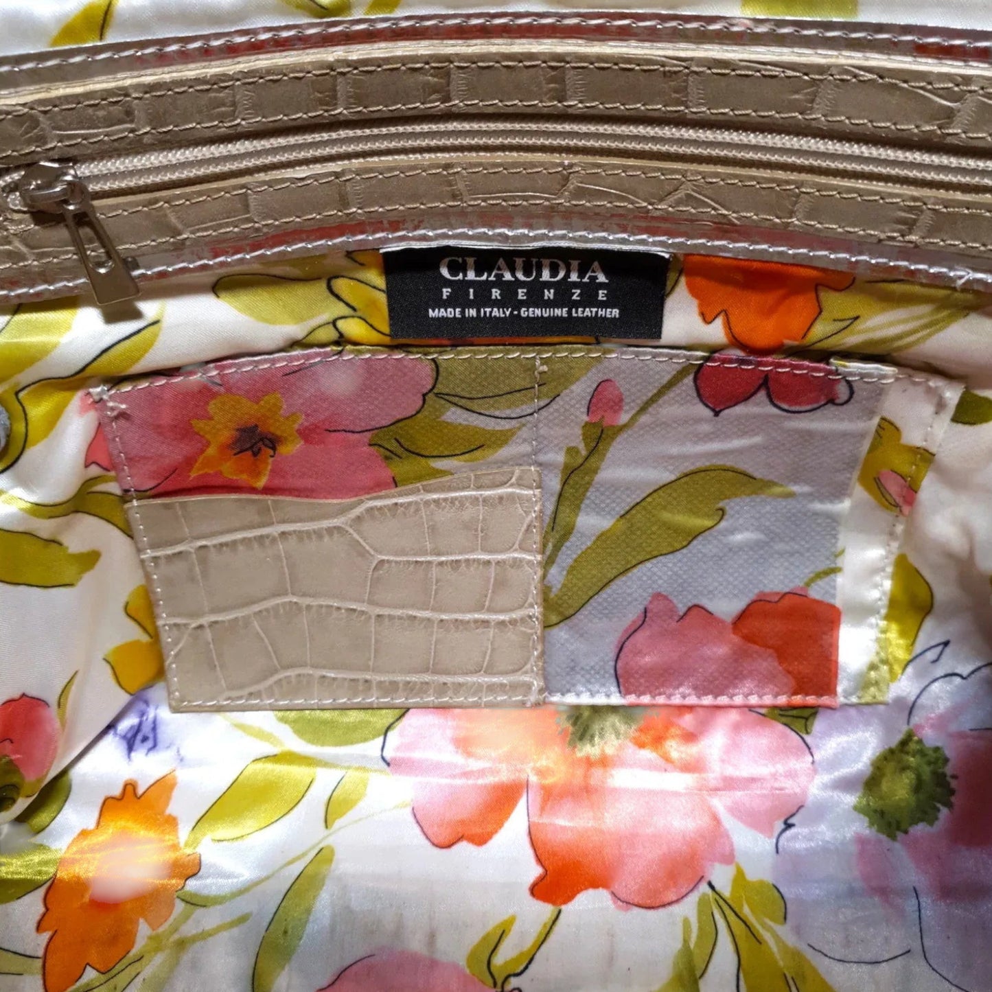 Claudia Firenze Large Beige Leather Crocodile Bag - Timelessfashions