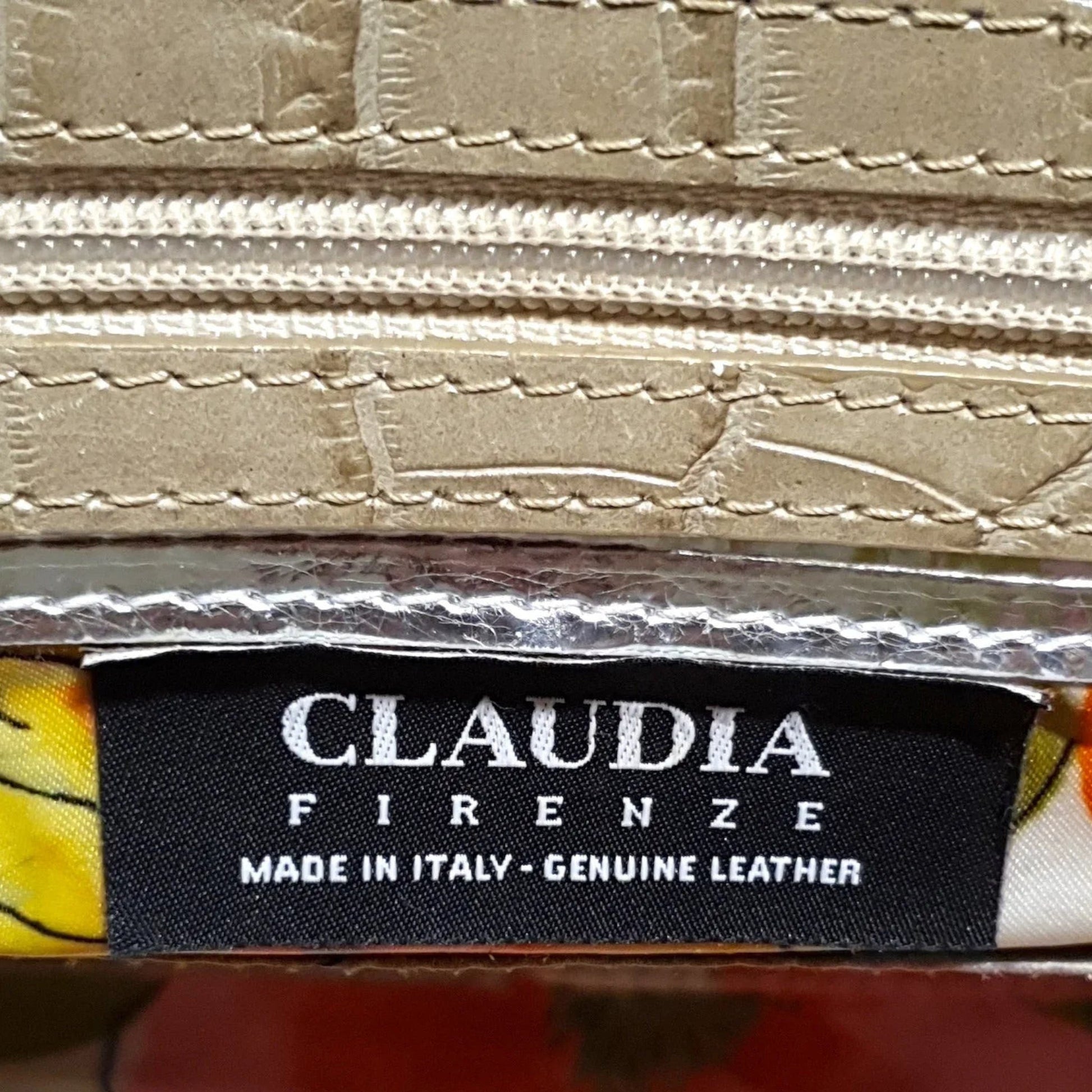 Claudia Firenze Large Beige Leather Crocodile Bag - Timelessfashions