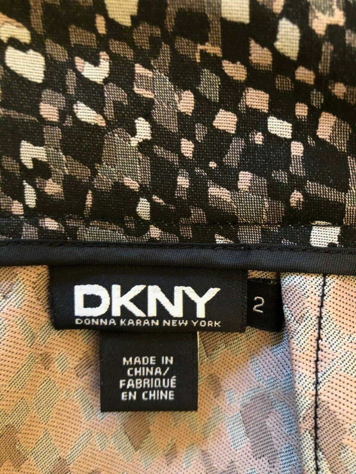 DKNY Geometric Patterned Black Mini Pencil Skirt Size UK 10 US 6 EU 38 Timeless Fashions
