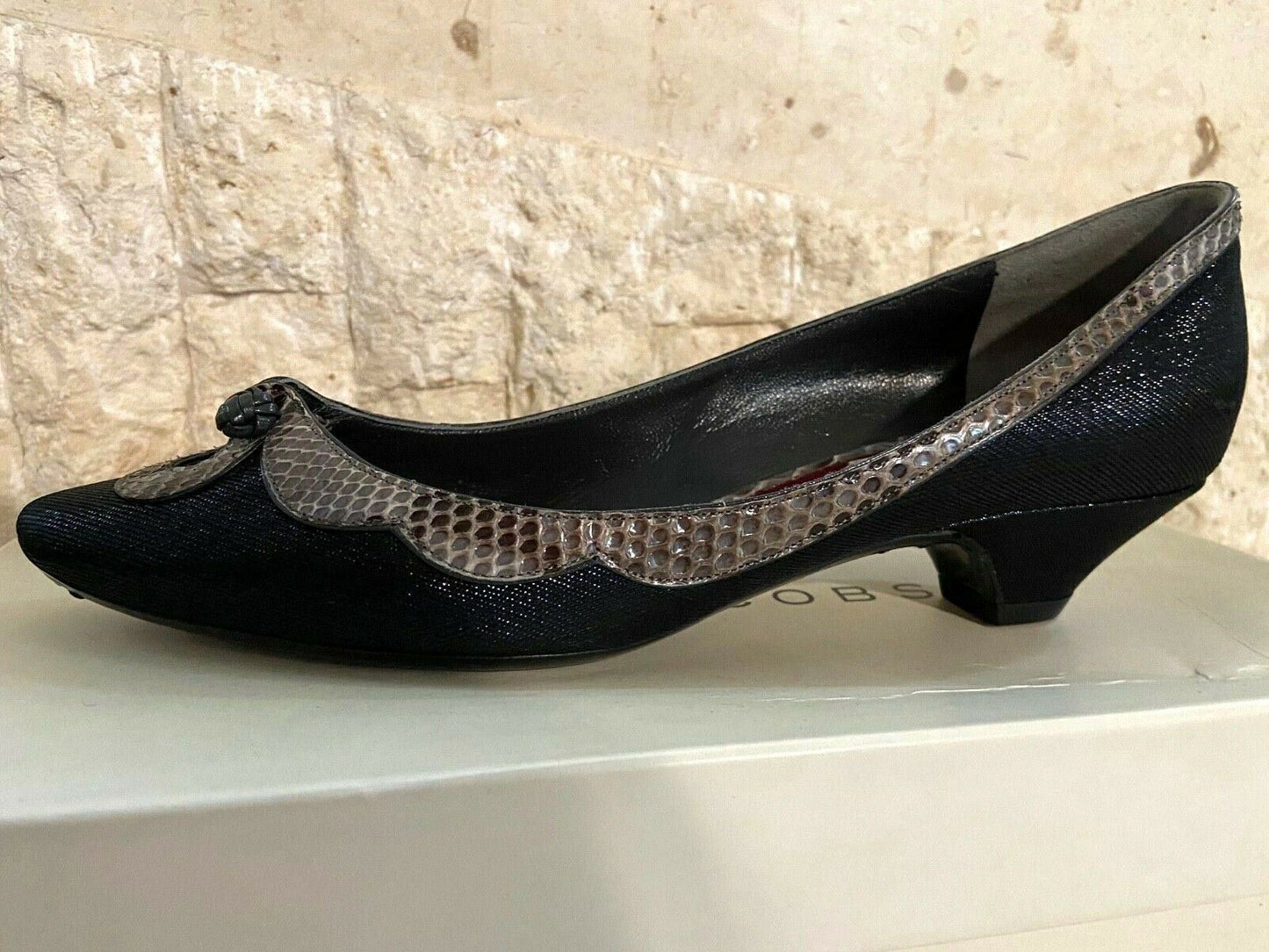 Marc Jacobs Black Low Heeled Toe Cut Out Slipper Court Shoes UK 3.5 US 6 EU 36 Timeless Fashions