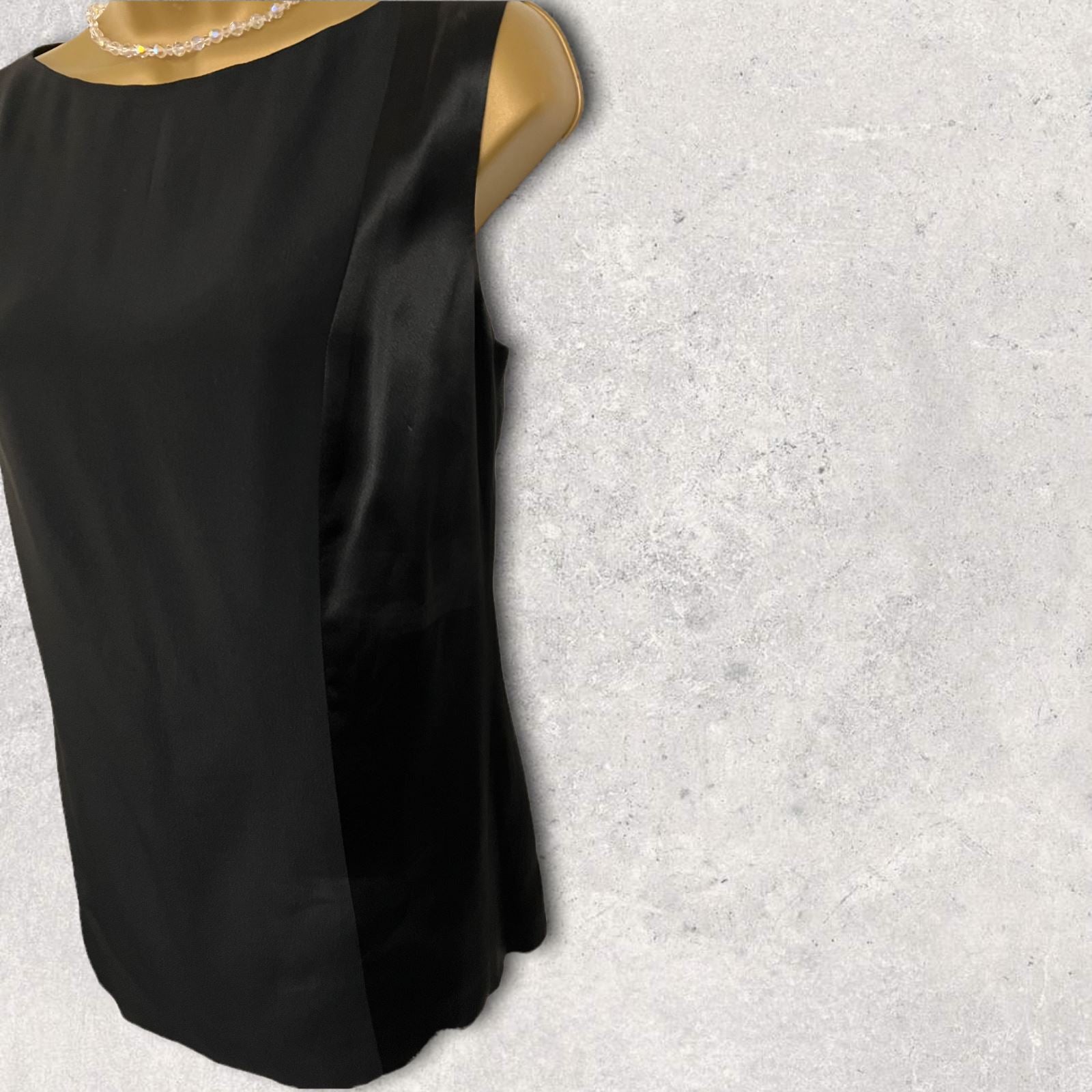 Byblos Black Silky Sleeveless Vest Top UK 12 US 8 EU 40 IT 44 Timeless Fashions