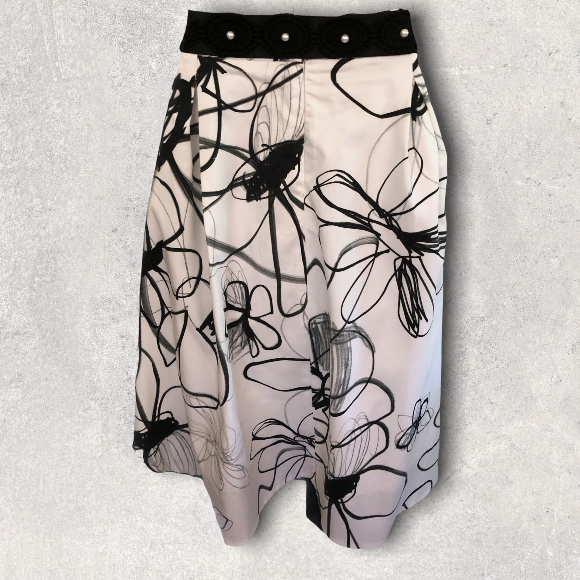 Michaela Louisa Black & White Full Belted Skirt UK 16 US 12 EU 44 BNWT RRP £145 Timeless Fashions