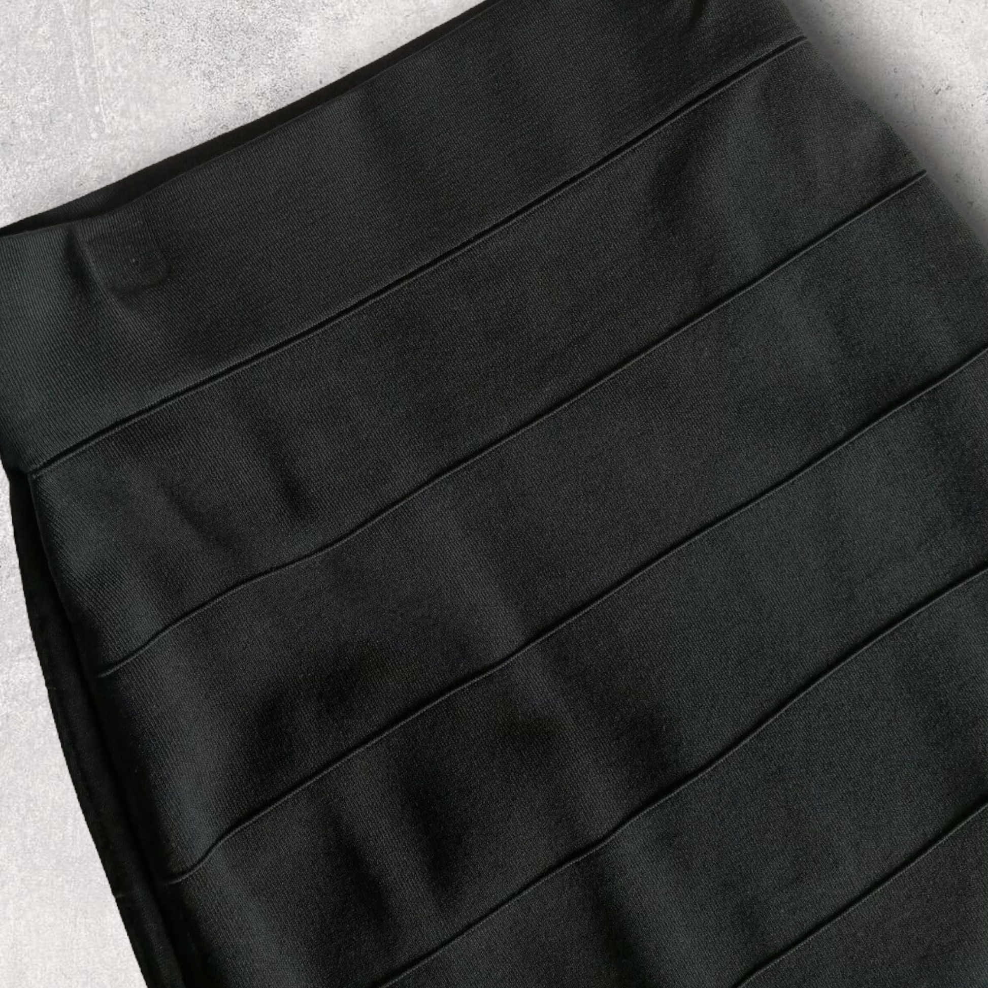 Ted Baker Black Tubular Dip Hem Bandage Mini Bodycon Skirt Size 3 UK 10/12 US 6/8 EU 38/40 Timeless Fashions